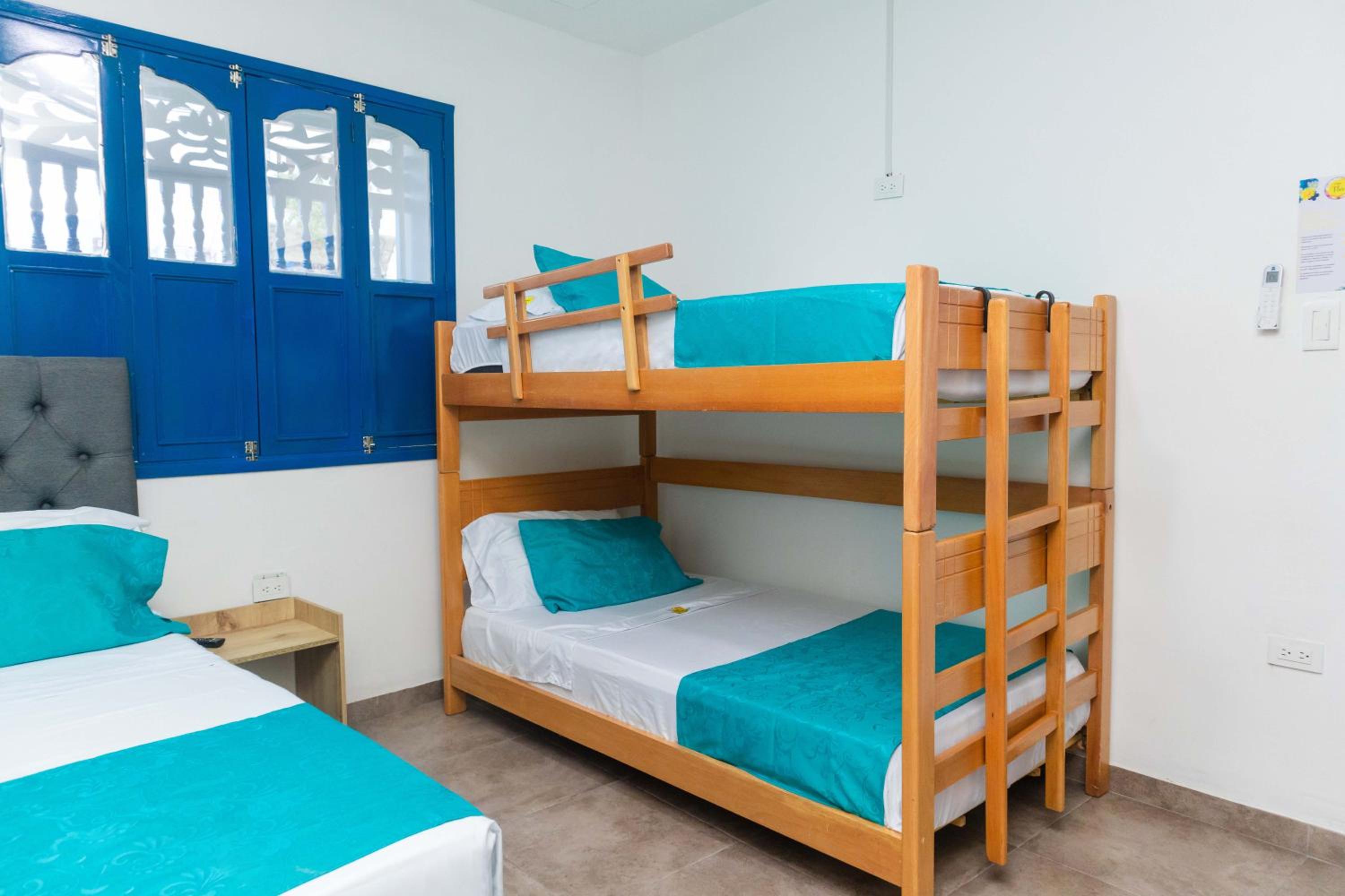 Classic Triple Room photo 1