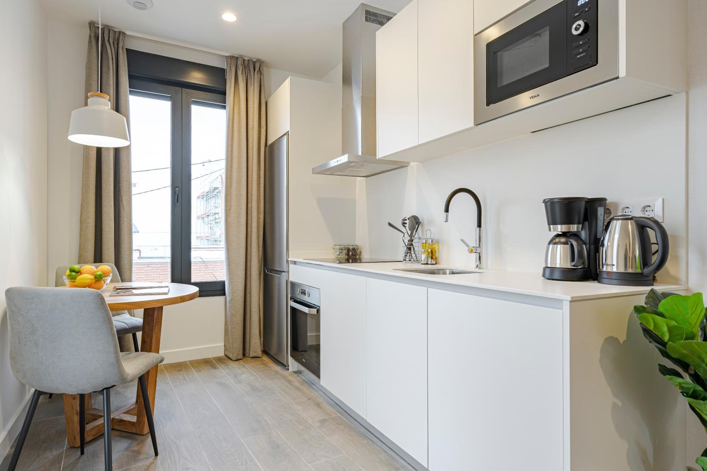 Apartment with Terrace photo 2