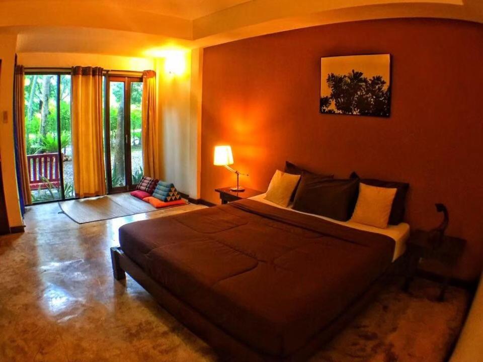 King Room with Garden View - Photo 7