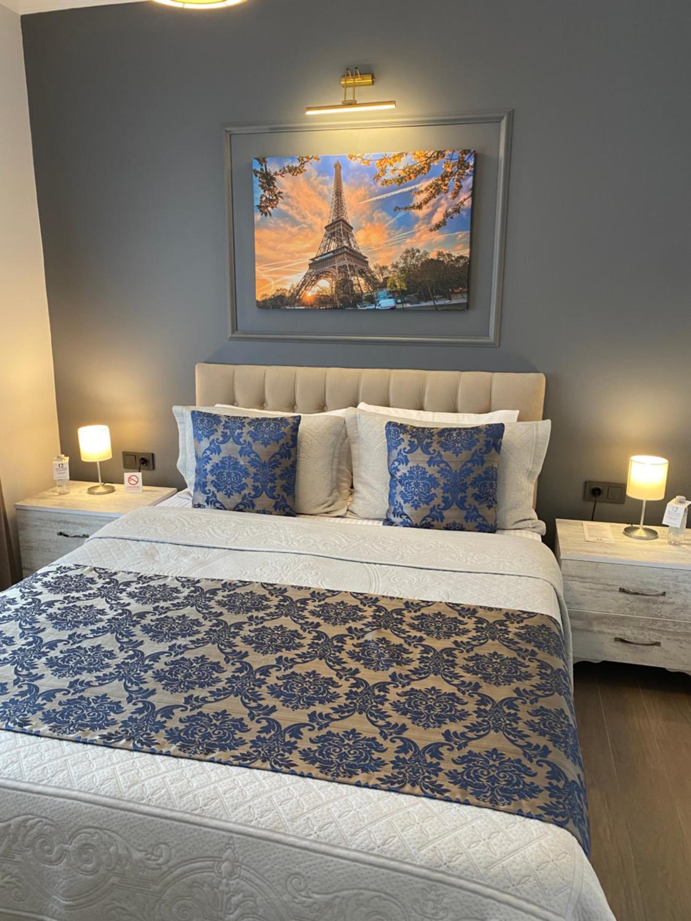 Deluxe Suite photo 2