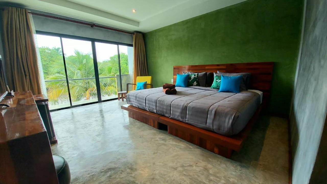Double or Twin Room with View - Photo 13