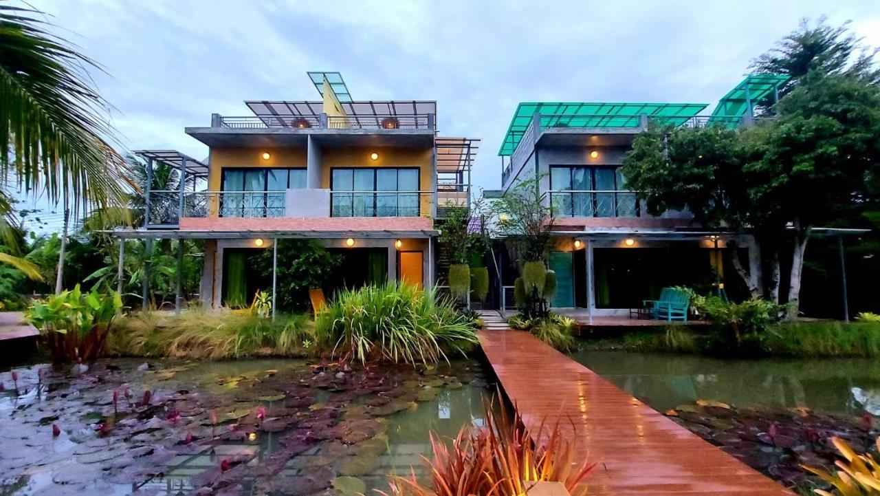 Double or Twin Room with View - Photo 4