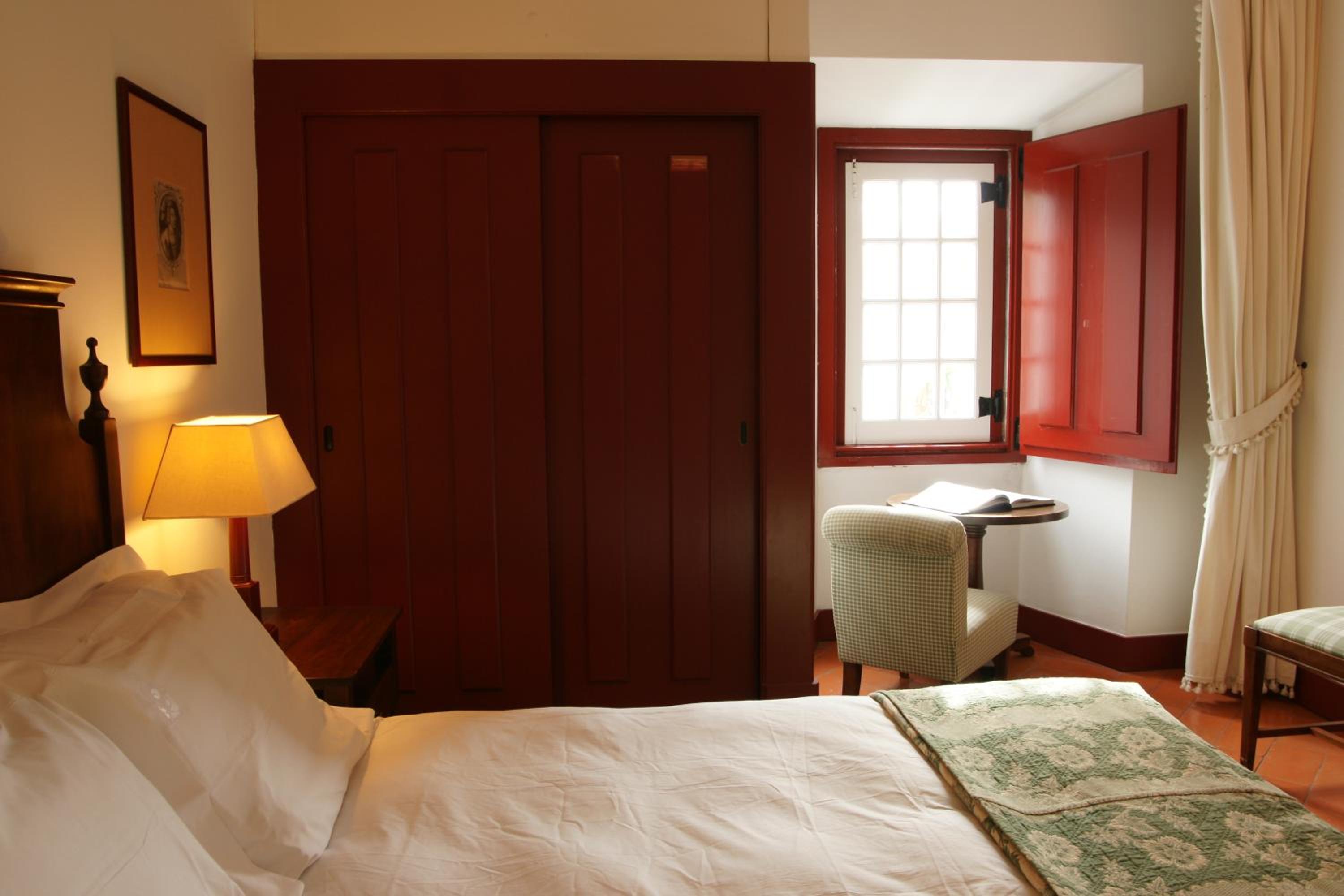 Classic Double or Twin Room - Photo 2