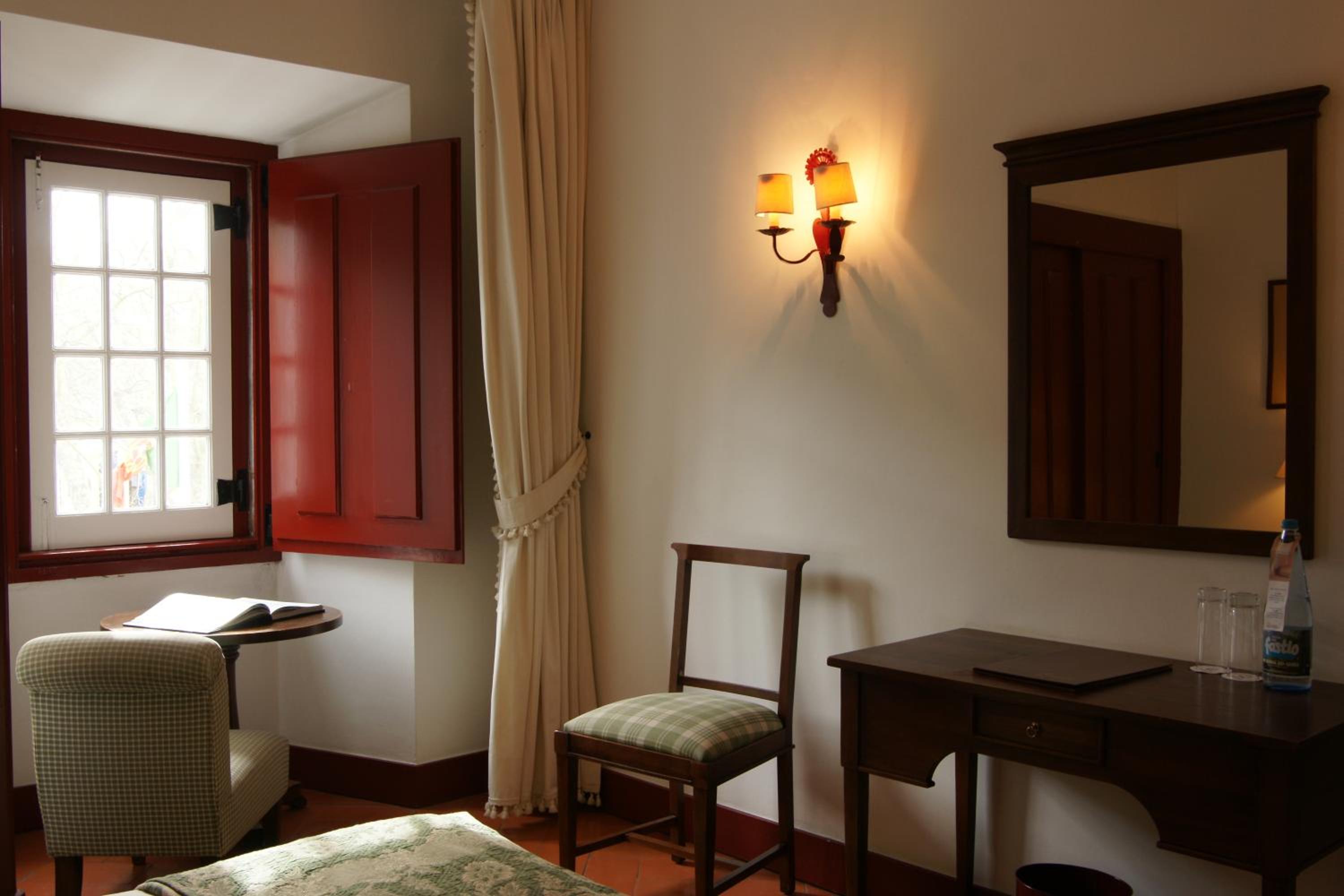 Classic Double or Twin Room - Photo 3