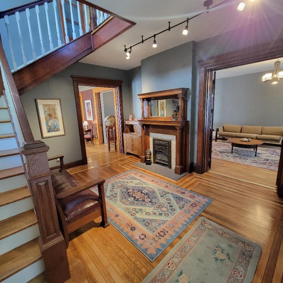 Queen Room - Photo 1