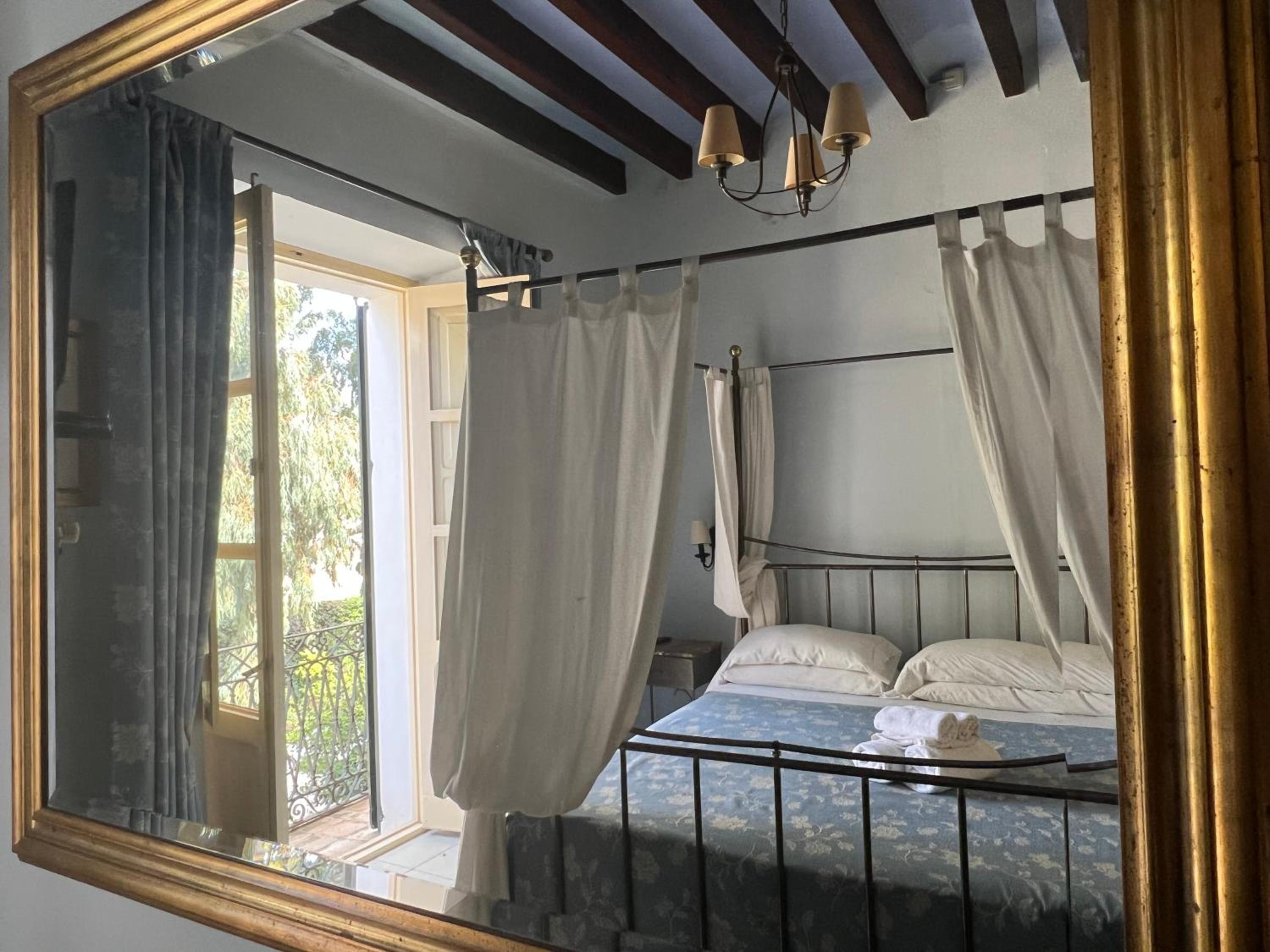 Double Room with Balcony photo 2