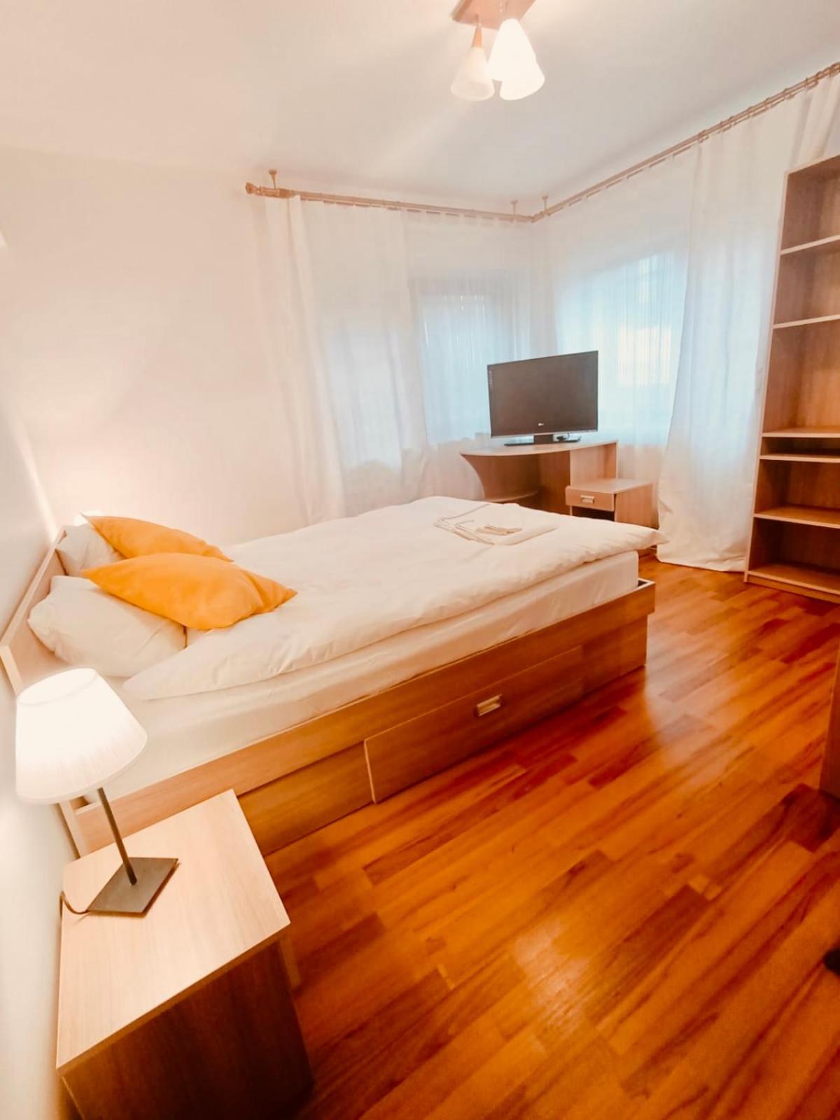 Four-Bedroom House photo 1