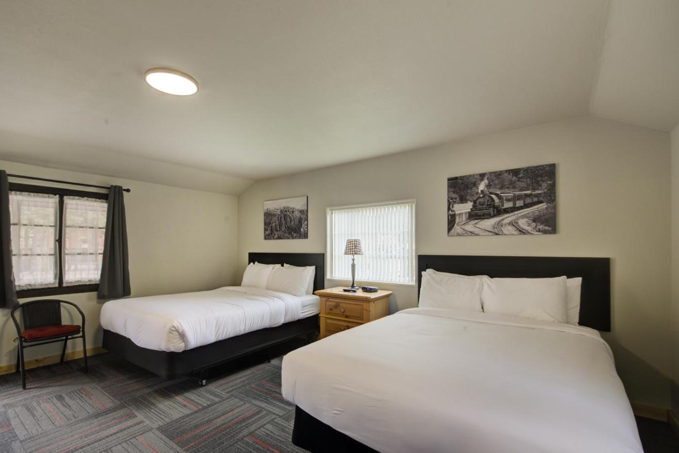 Standard Queen Room with Two Queen Beds