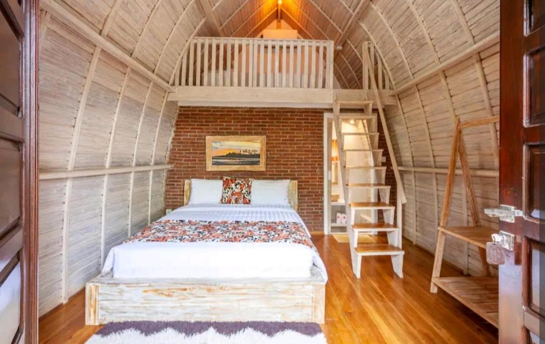 Standard Triple Room with Sea View - Photo 1