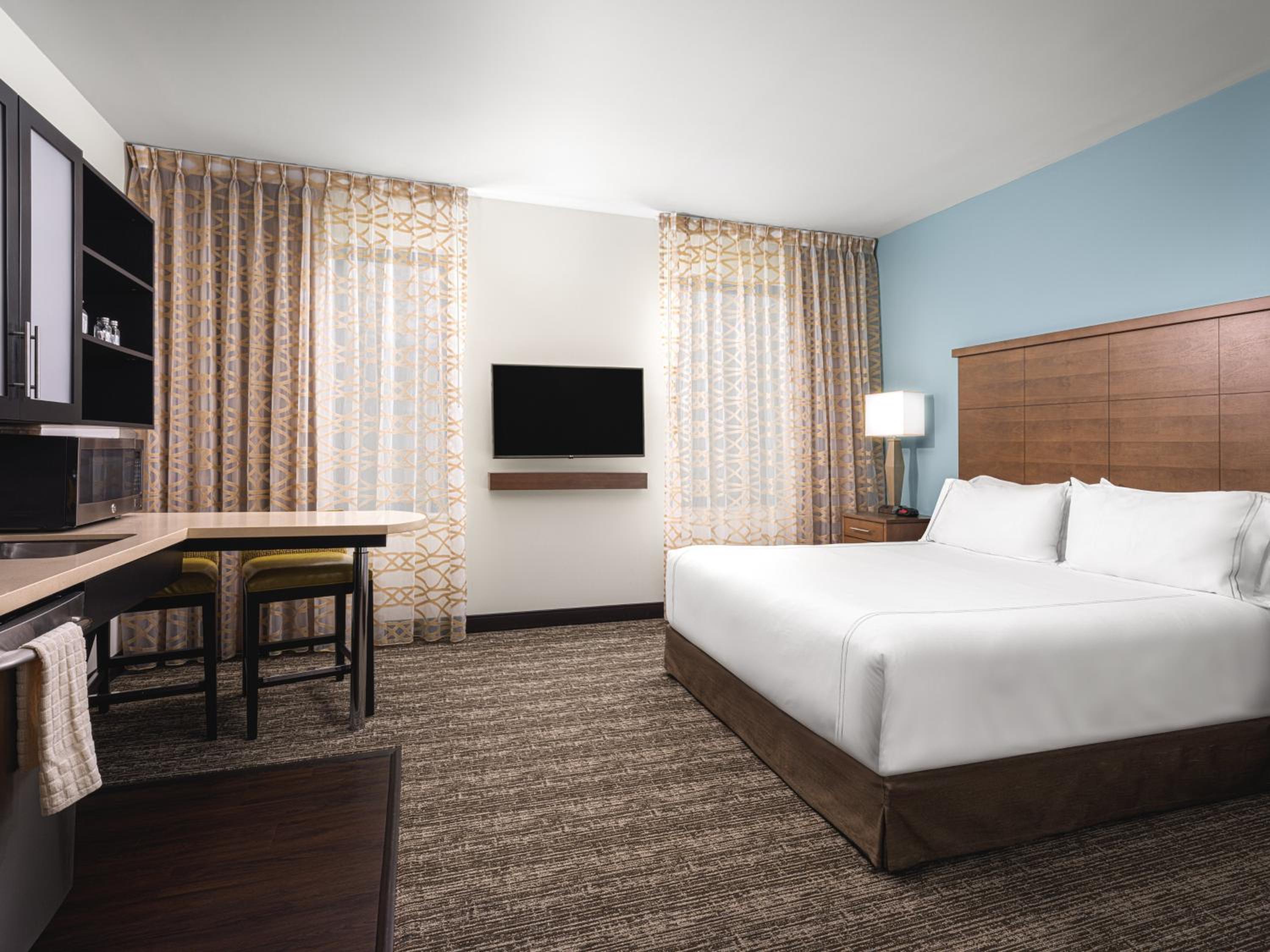 King Studio Suite - Hearing Accessible/Non-Smoking photo 3