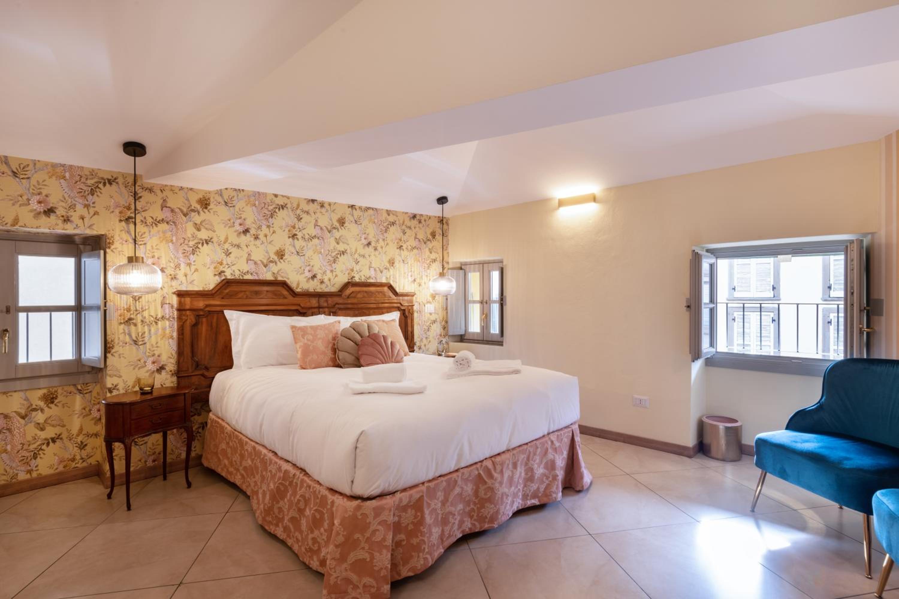 Suite with Balcony photo 2