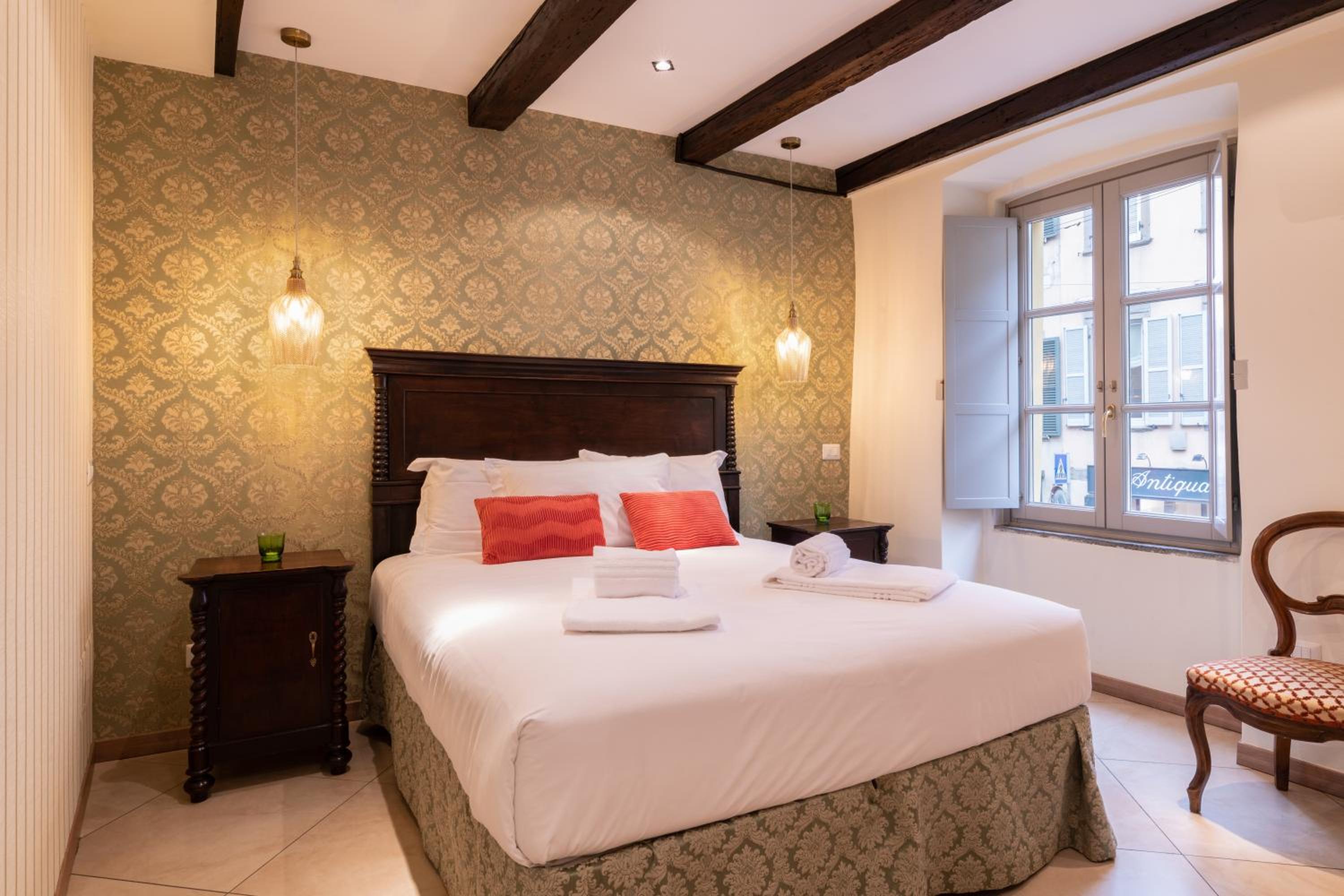 Standard Suite photo 1