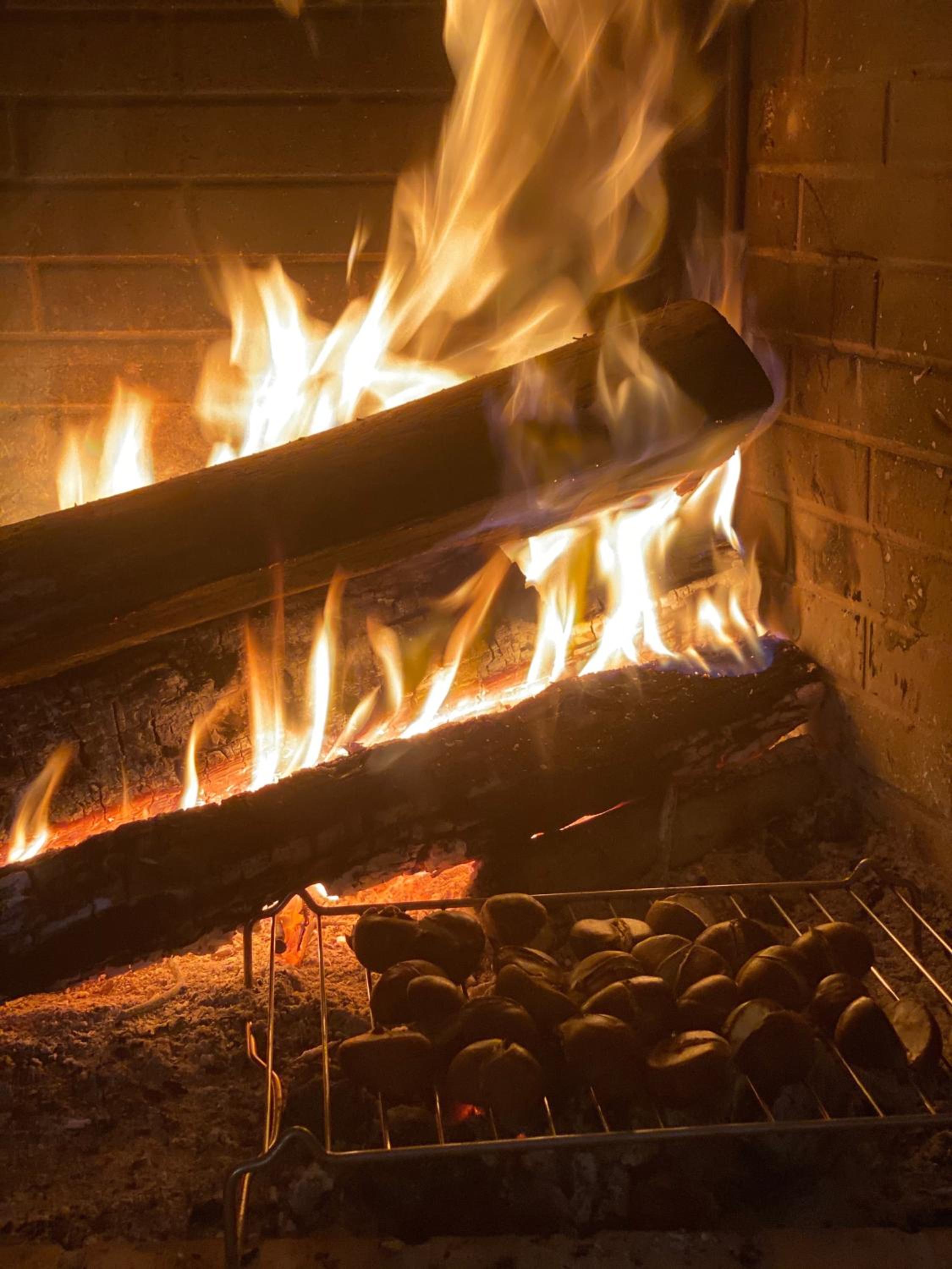 Two-Bedroom Apartment - Photo 14