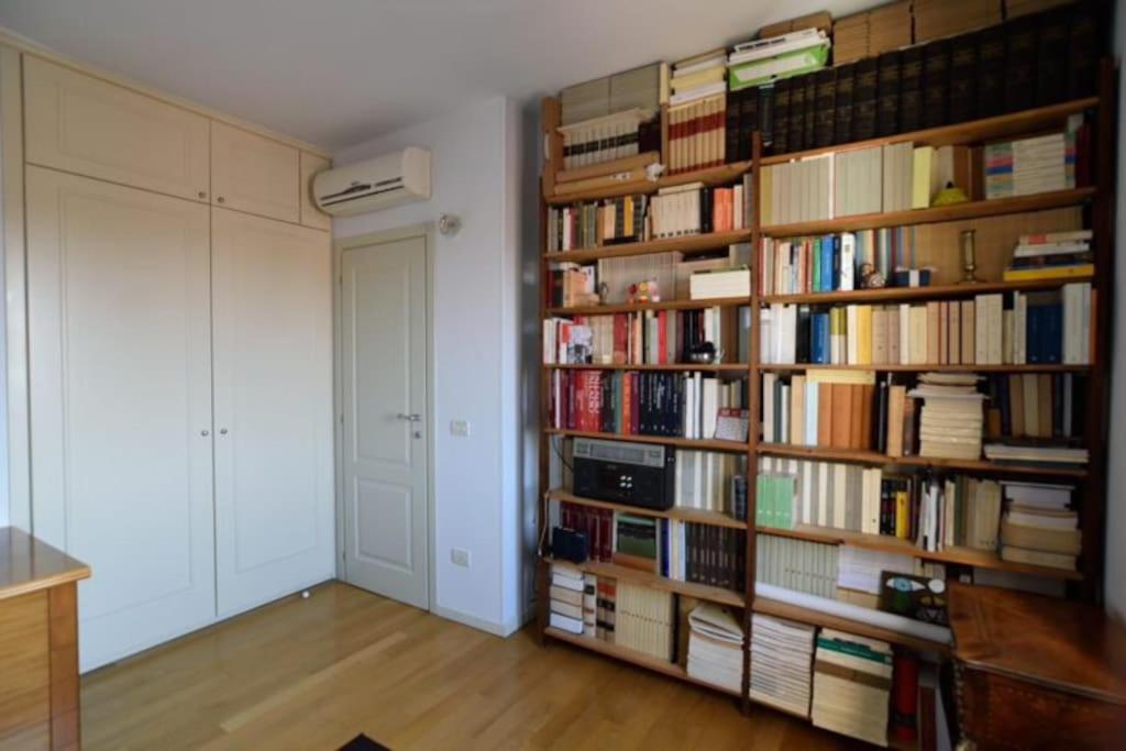 Three-Bedroom Apartment photo 3