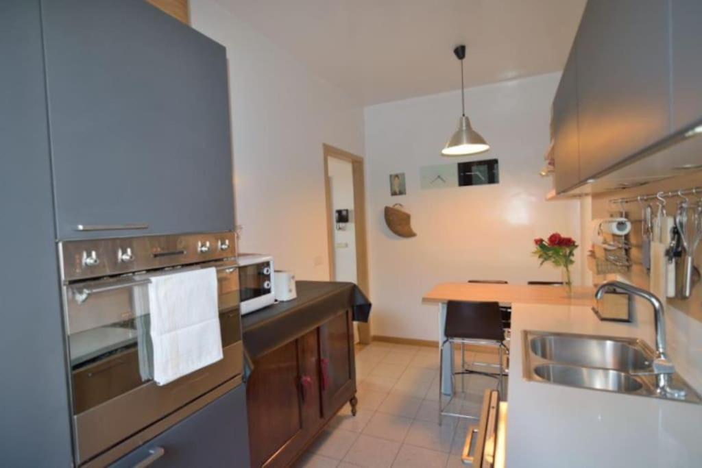 Three-Bedroom Apartment photo 2
