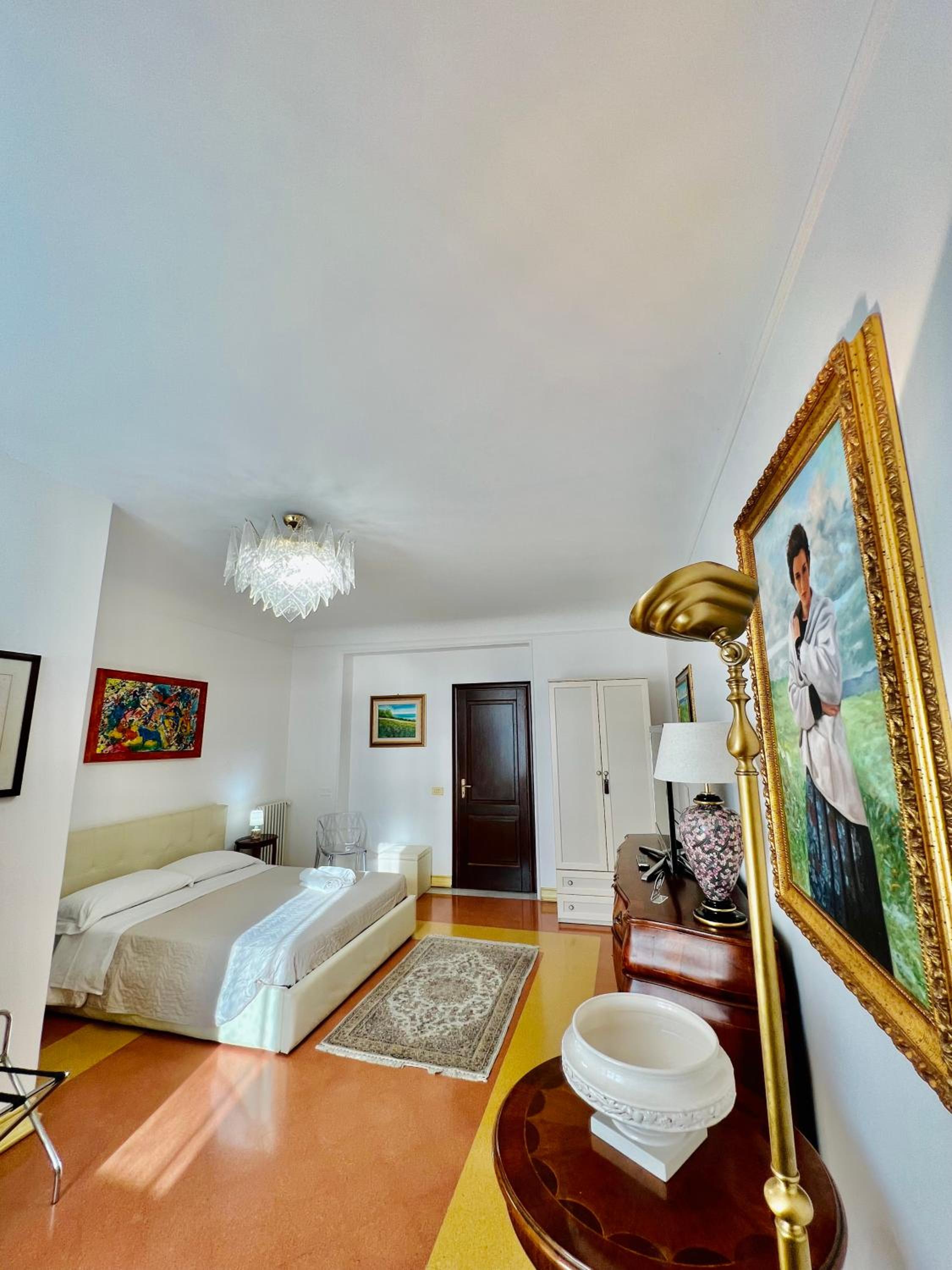 Deluxe Double Room with Balcony and Sea View - Photo 2