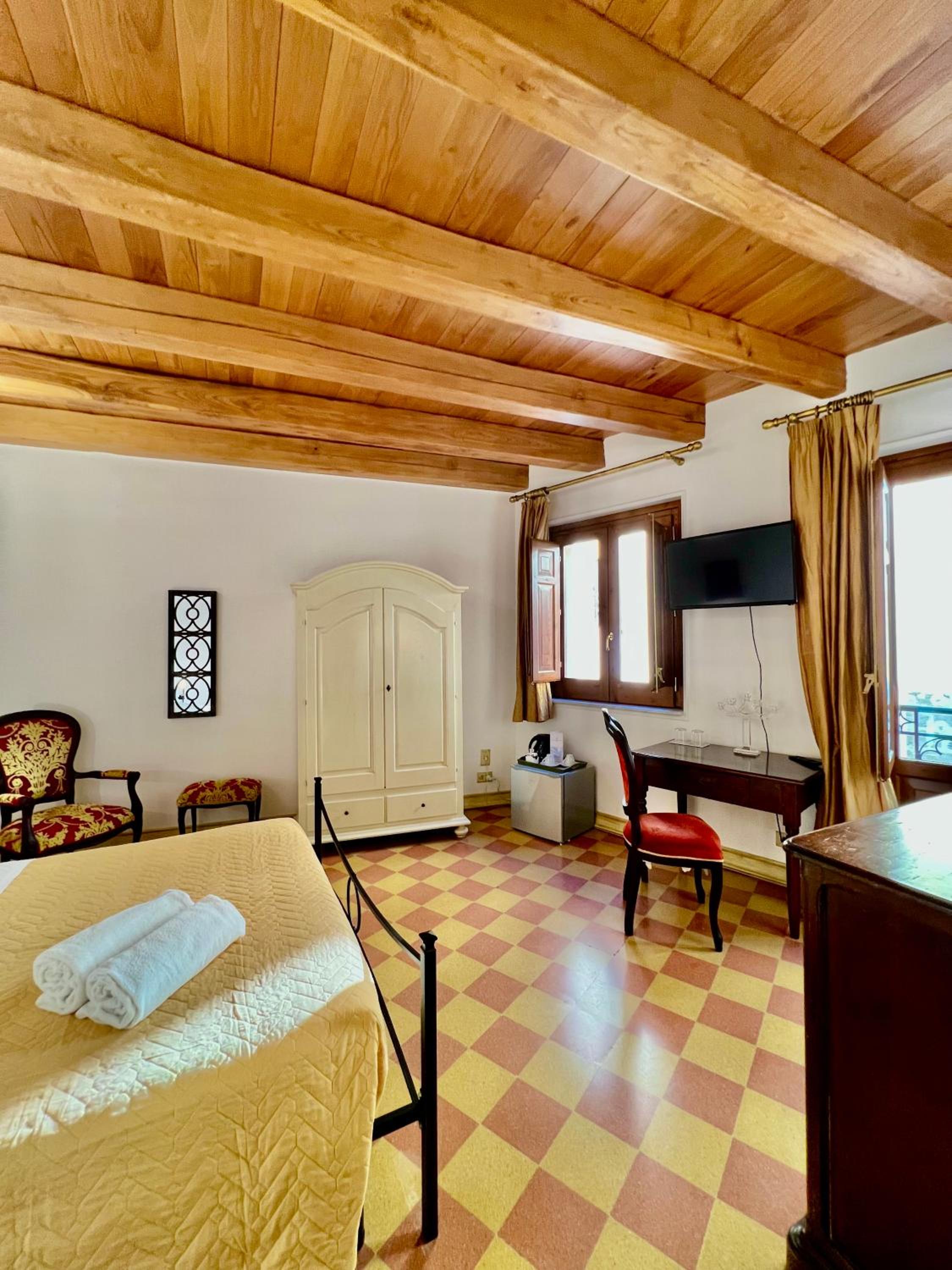 Superior Double Room - Photo 4