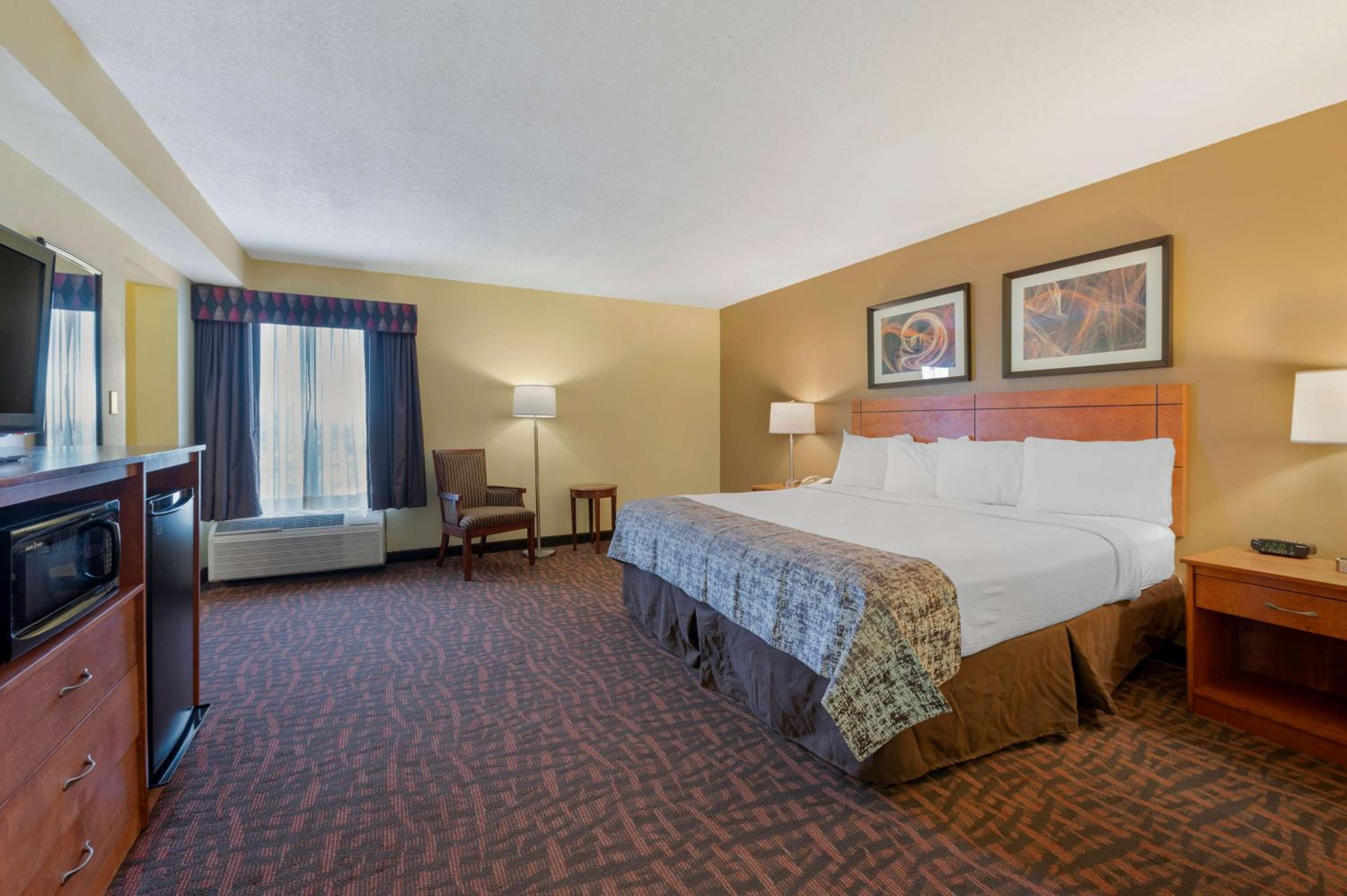 Two-Bedrooms King Suite photo 1
