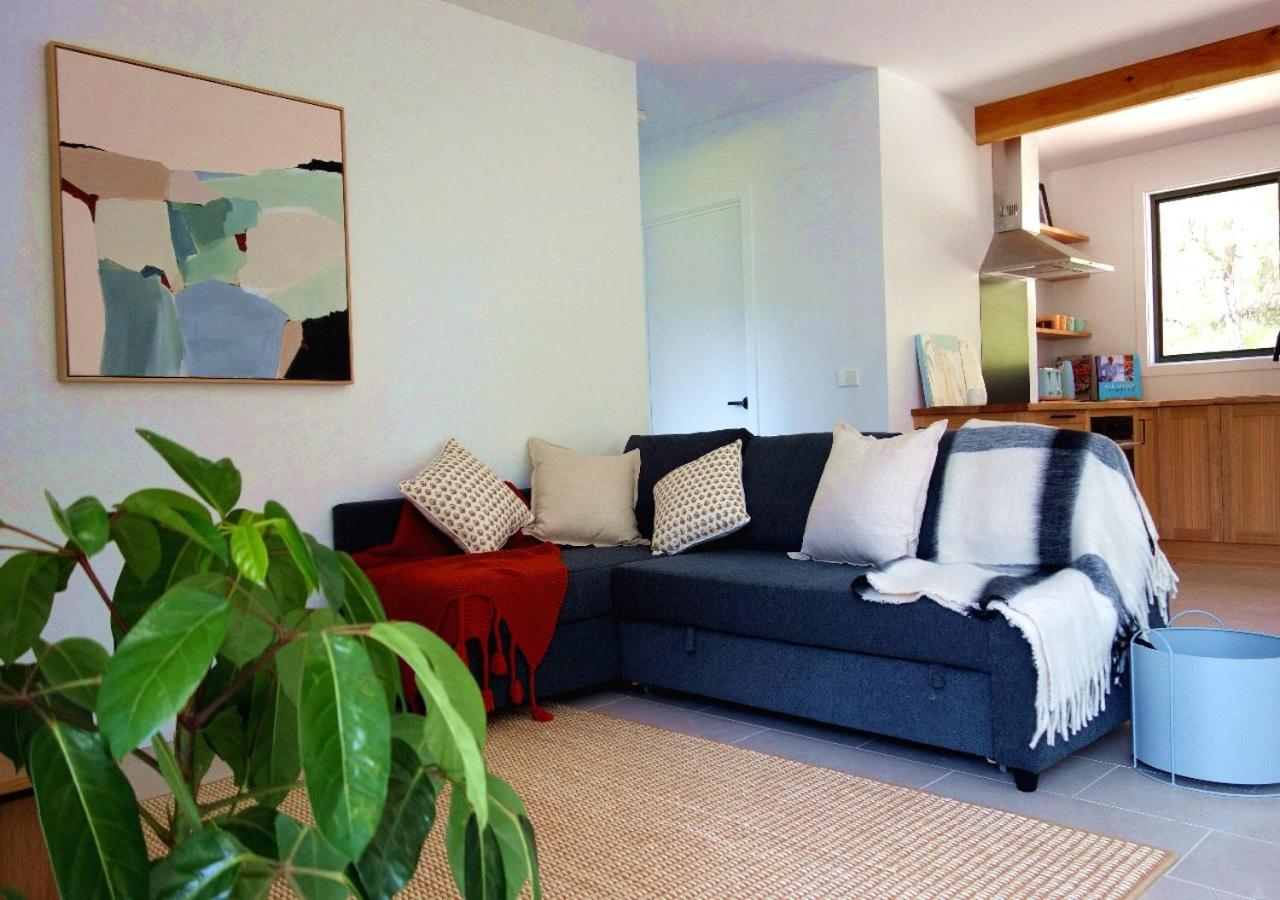 Two-Bedroom House photo 3