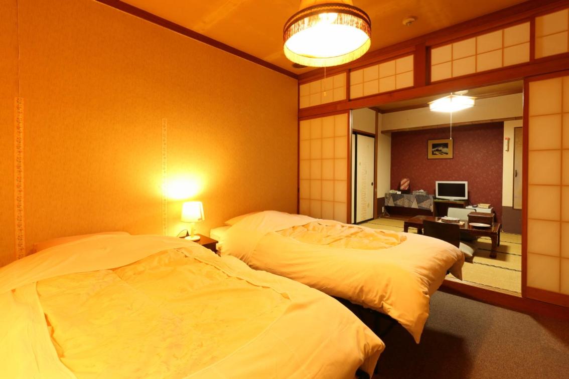 Room with Tatami Area and Shared Bathroom - Annex photo 3