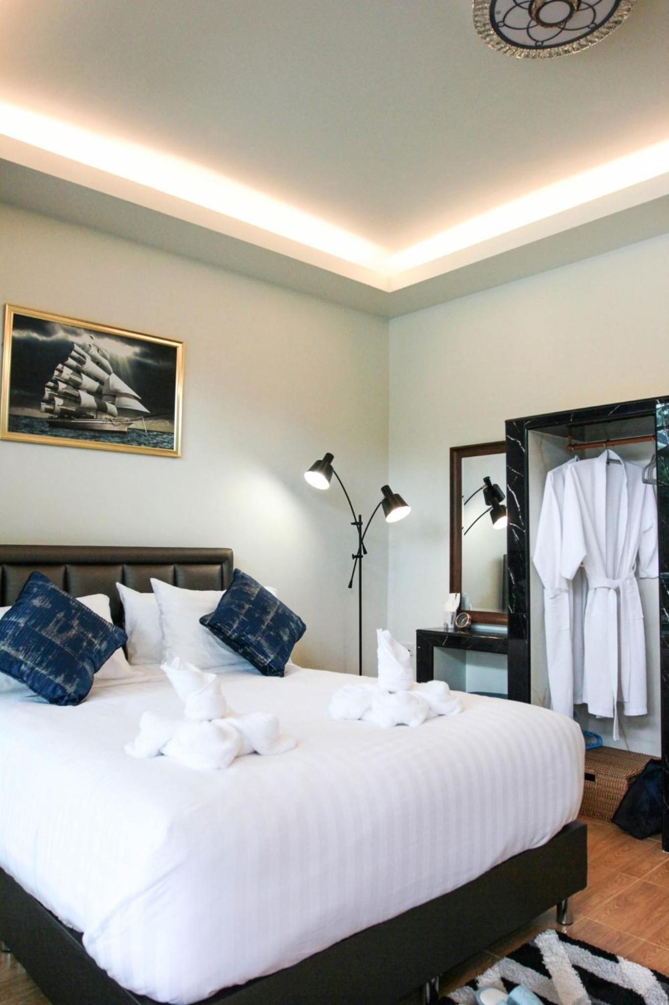 Double Room with Private Bathroom photo 3