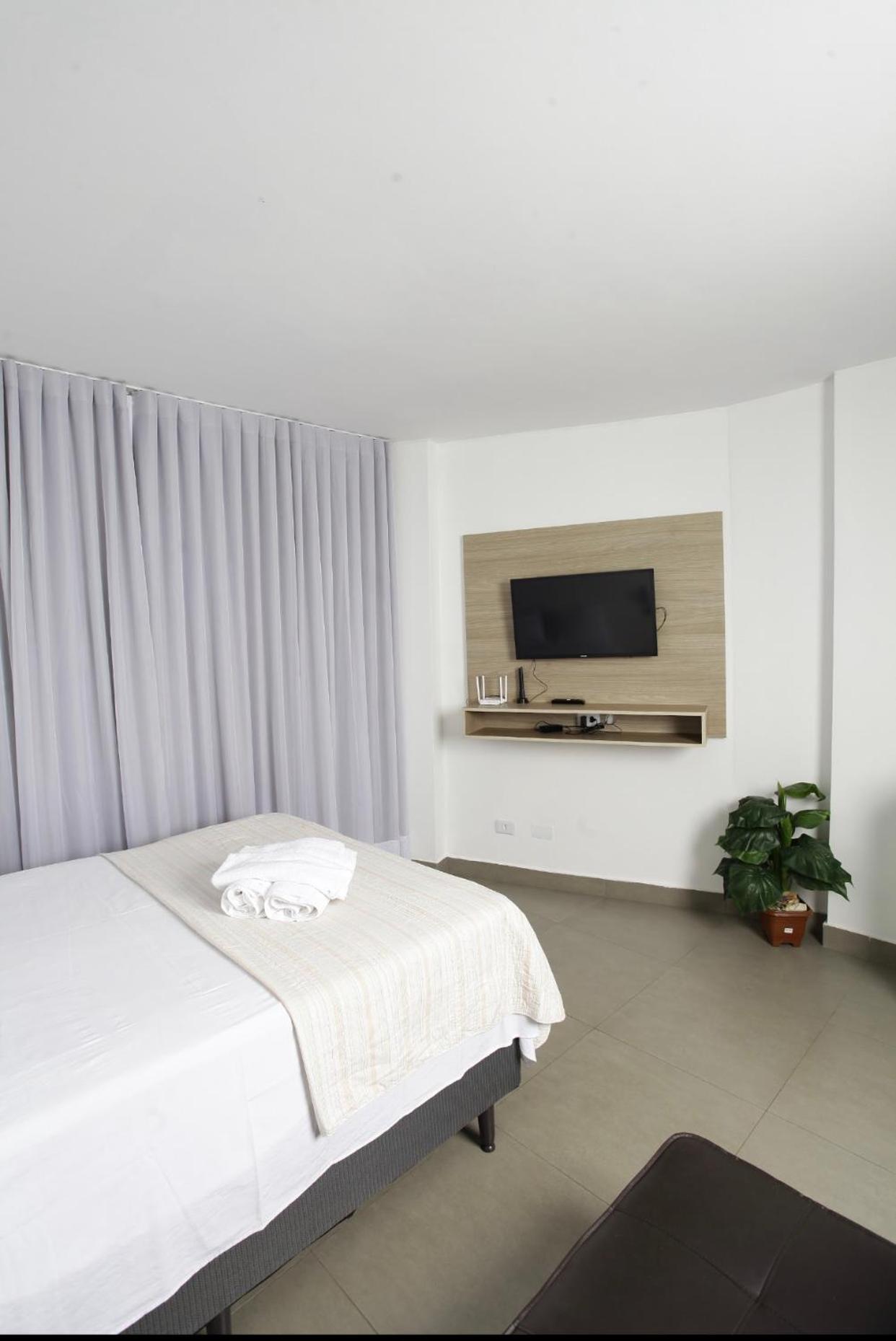 Studio Apartment - Photo 3