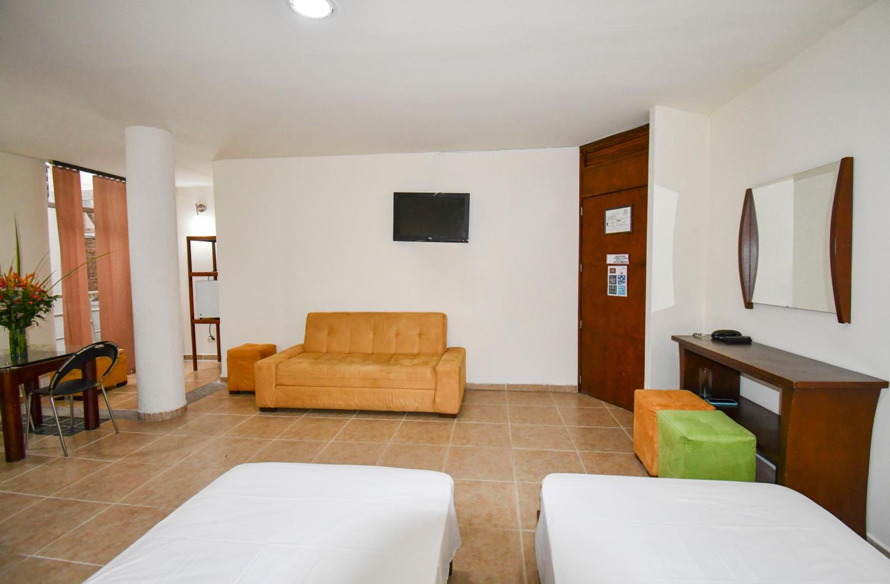 Double or Twin Room photo 3