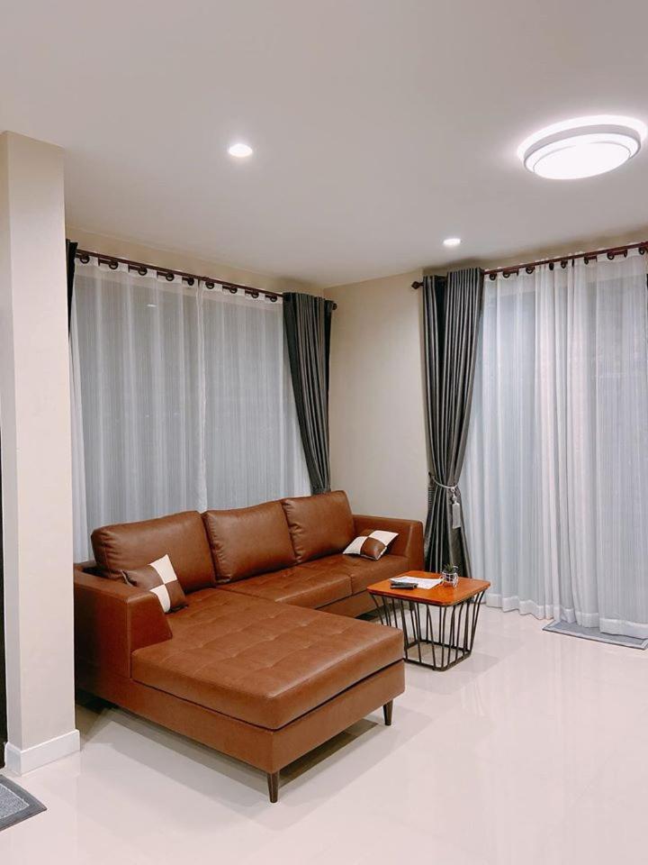 Two-Bedroom House - Photo 31