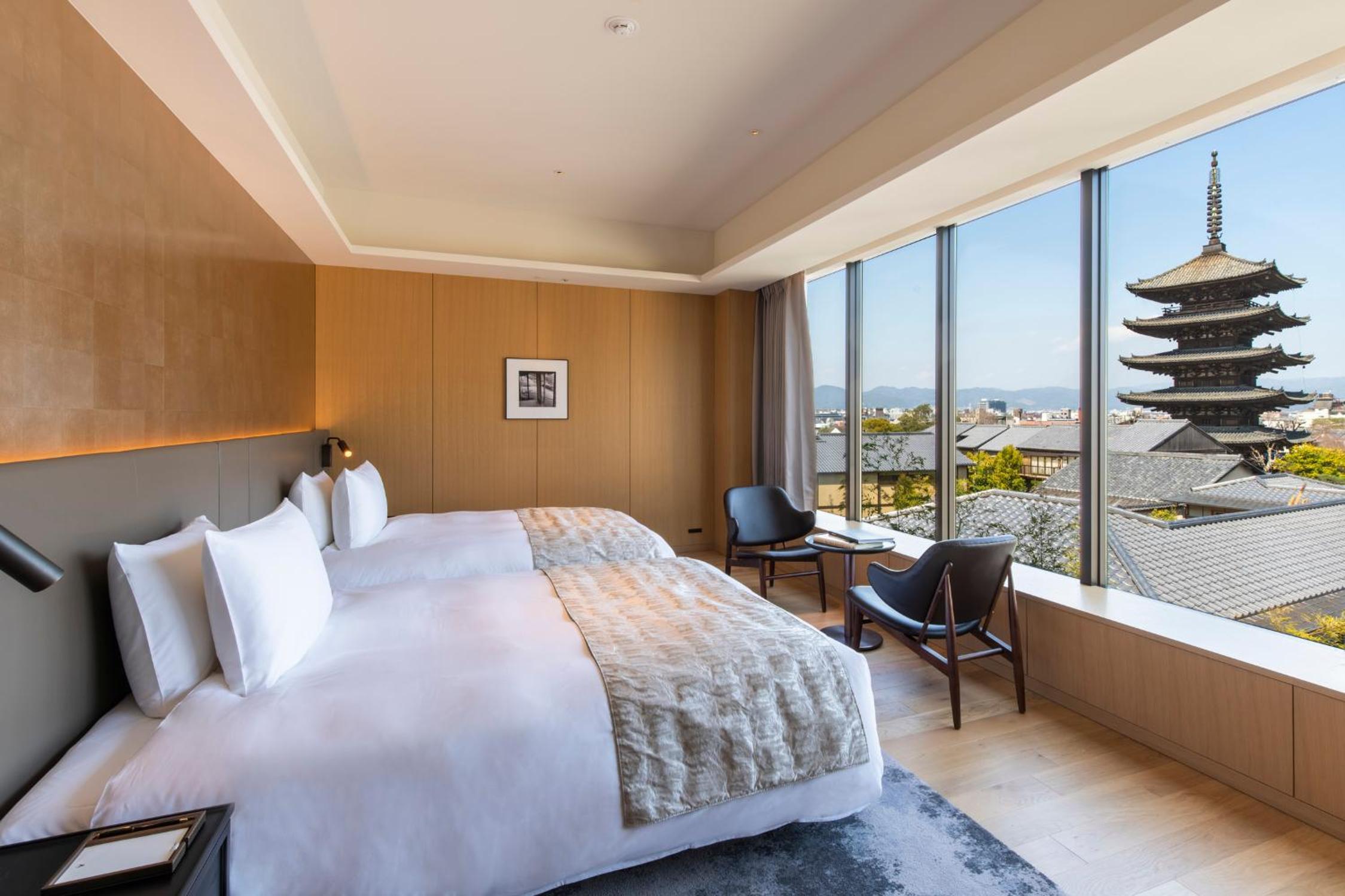 Premium Twin Room with Free Lounge Access - Photo 5