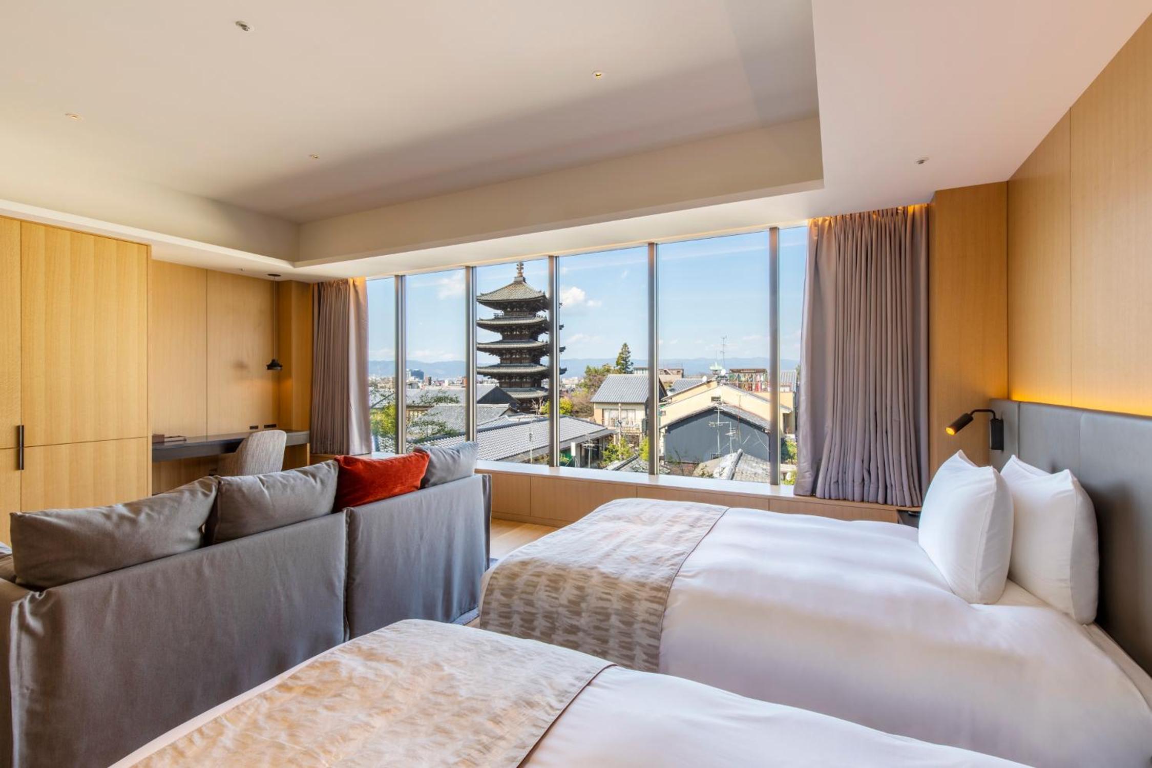 Executive Twin Room with Free Lounge Access - Photo 1