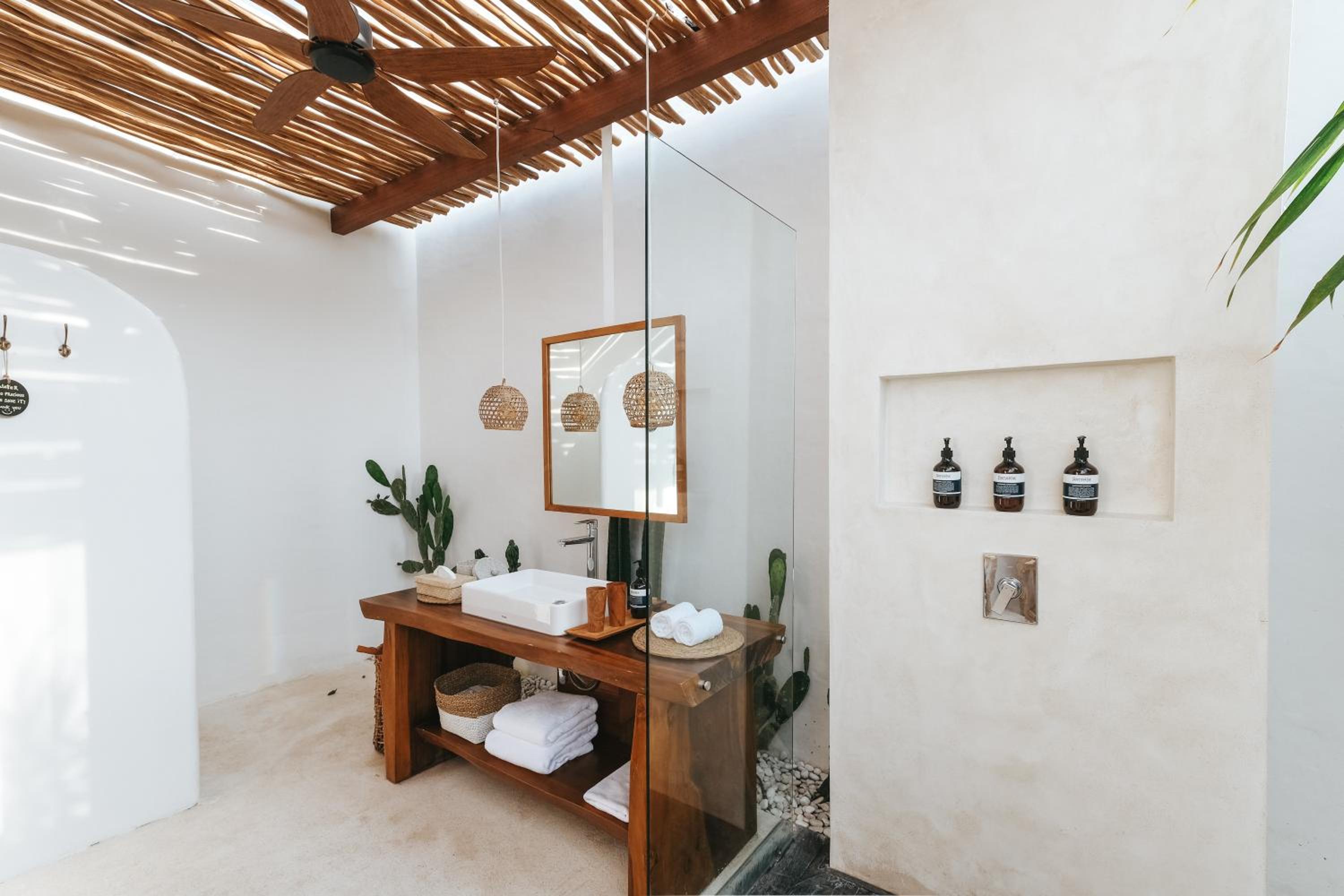 Two-Bedroom Villa - Photo 3