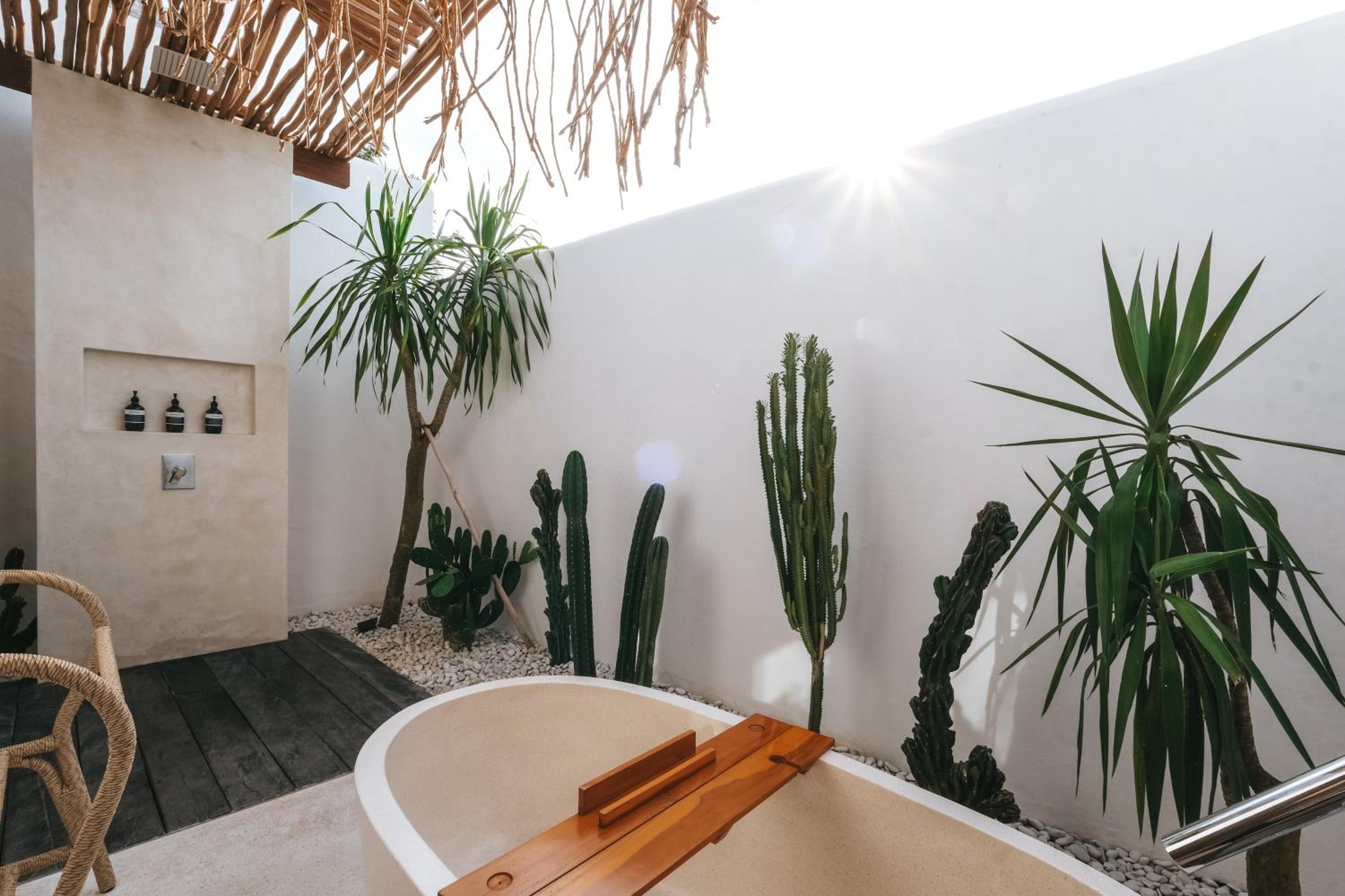 Two-Bedroom Villa - Photo 4