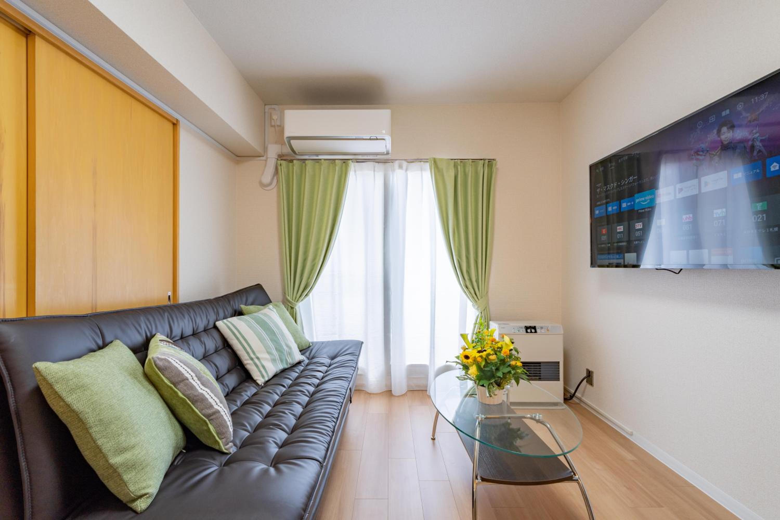 One-Bedroom Standard Apartment - Photo 1