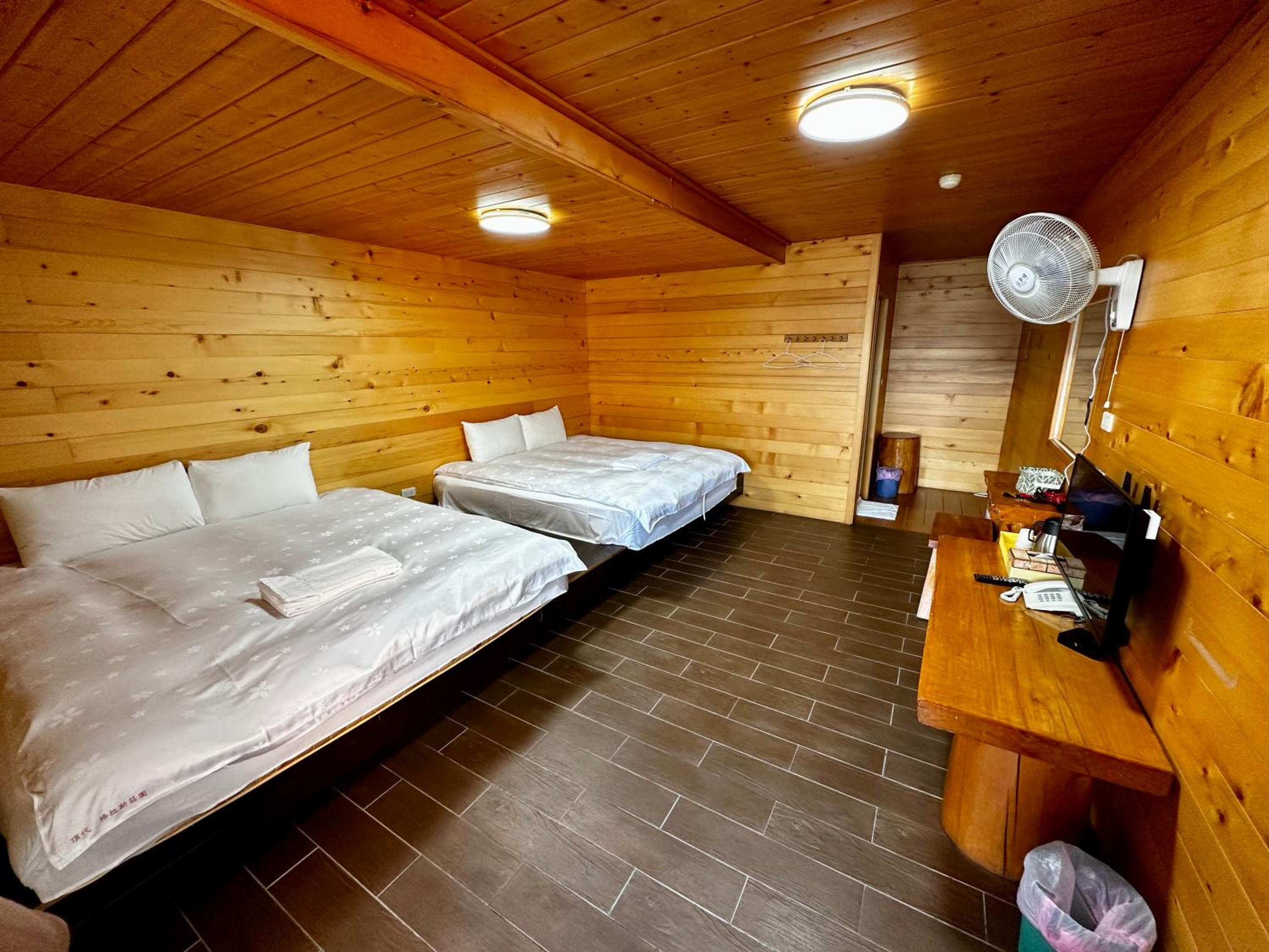 Quadruple Room photo 3