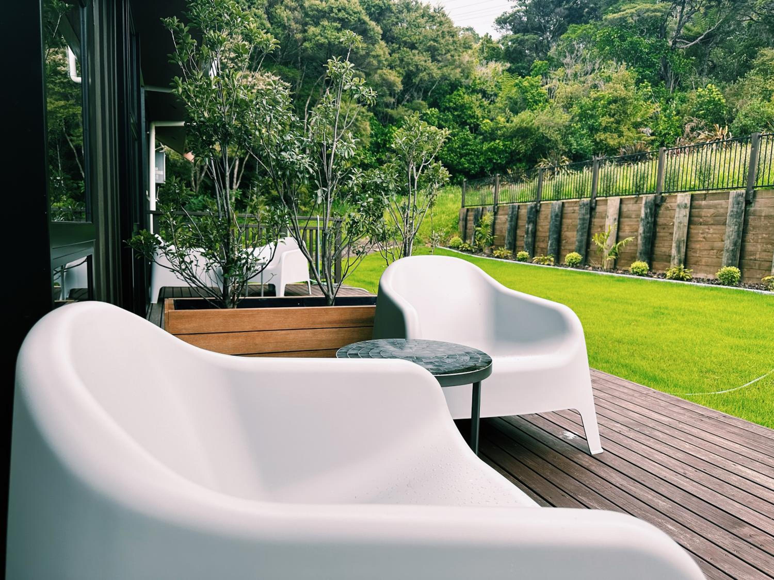 Queen Room with Garden View - Photo 4