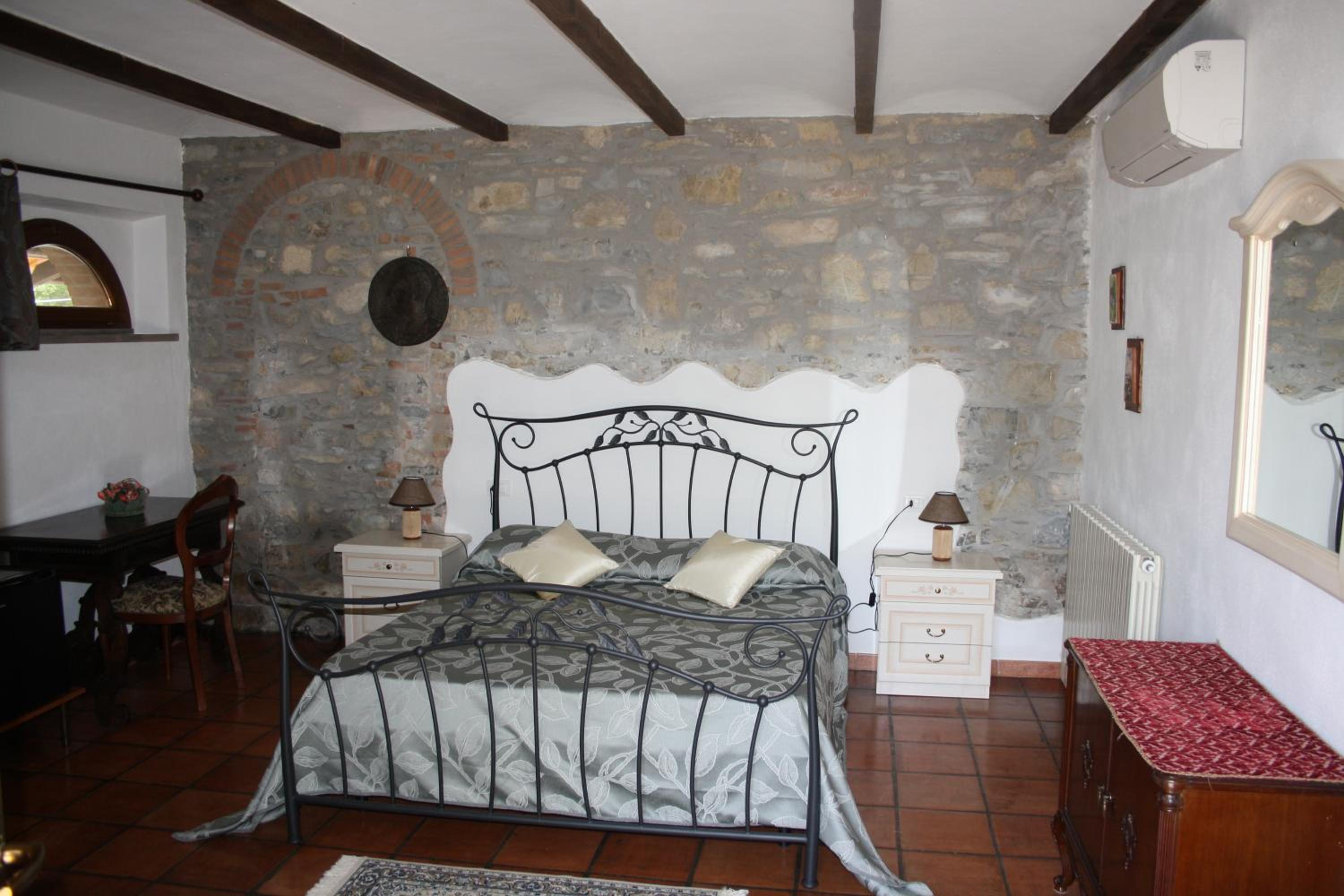 Triple Room - Photo 2