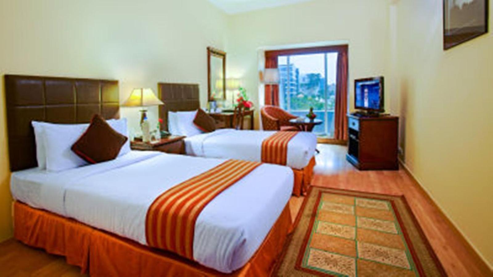 Executive Room - Photo 2