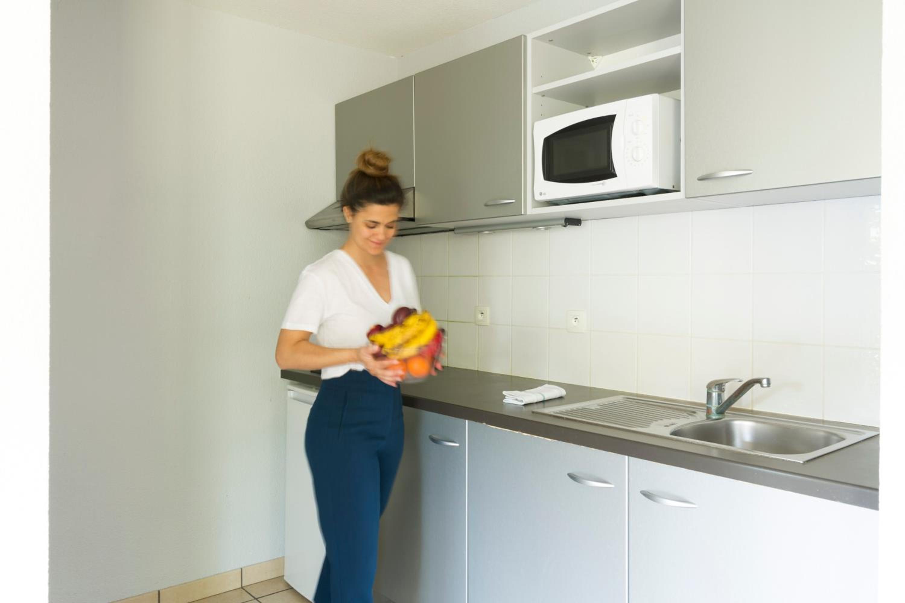 One-Bedroom Apartment (2 Adults) - Photo 4