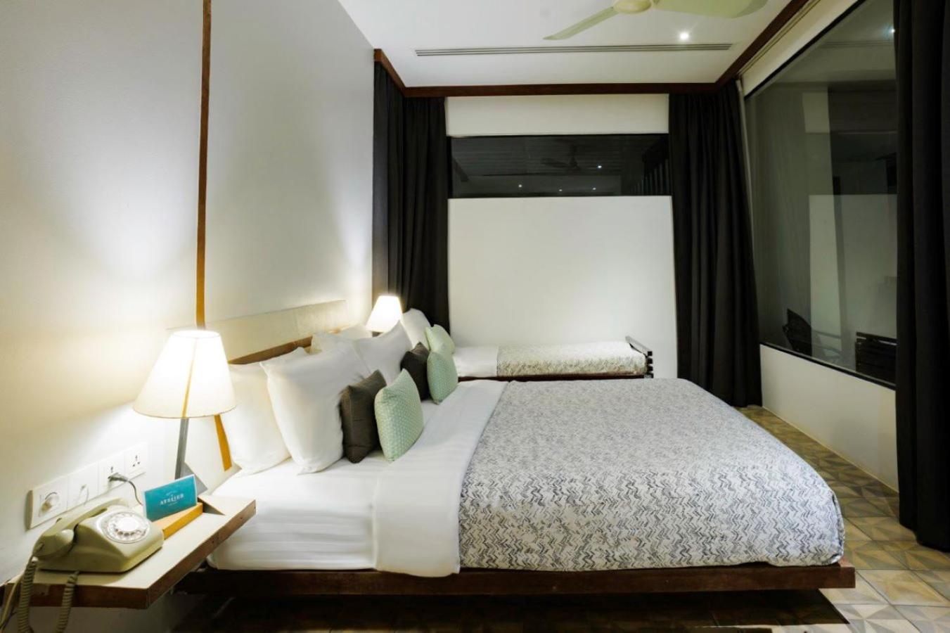 Family Suite Room with Jacuzzi - Photo 5
