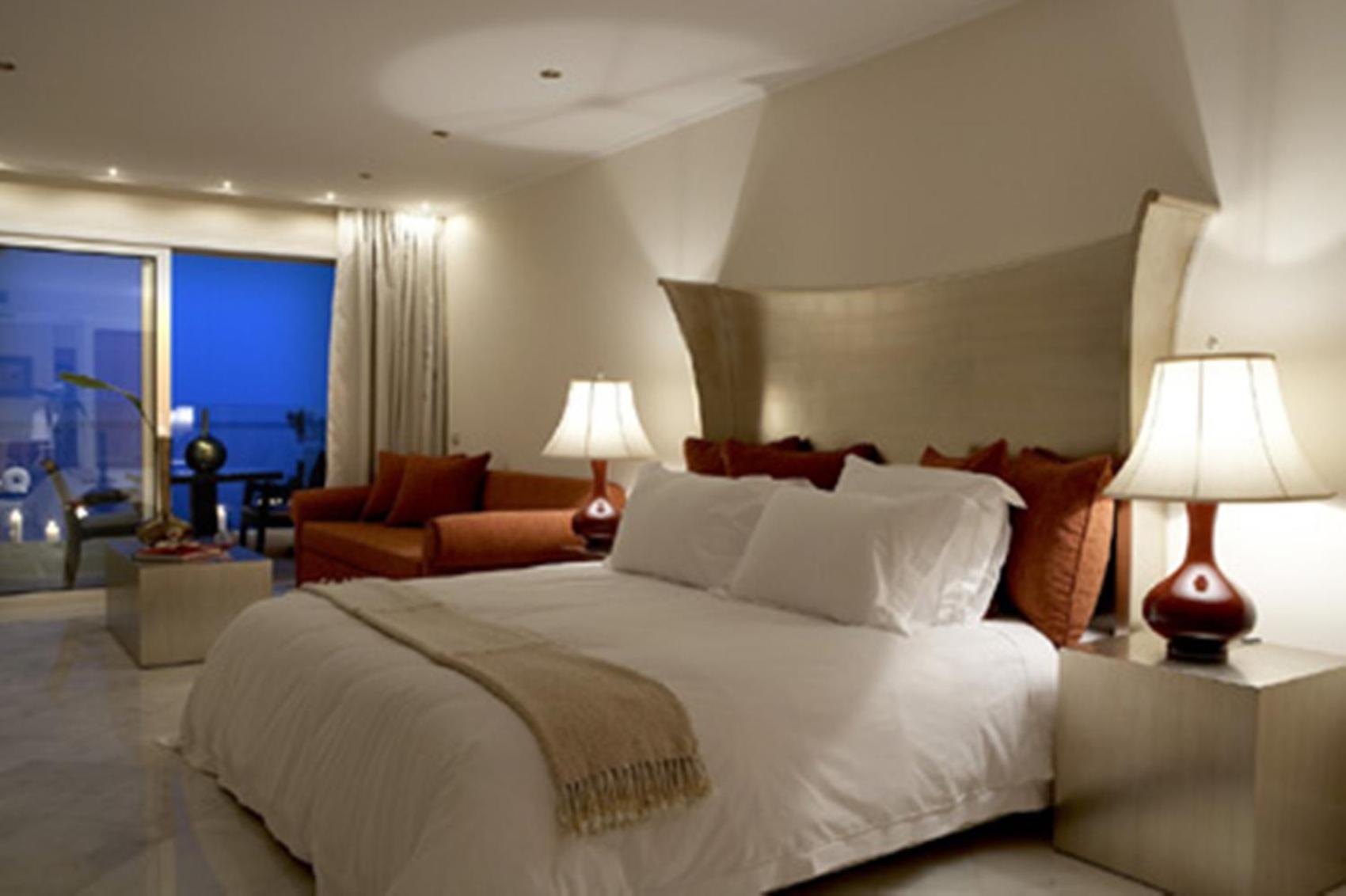 Exclusive Two-Bedroom Maisonette with Individual Pool - Photo 1
