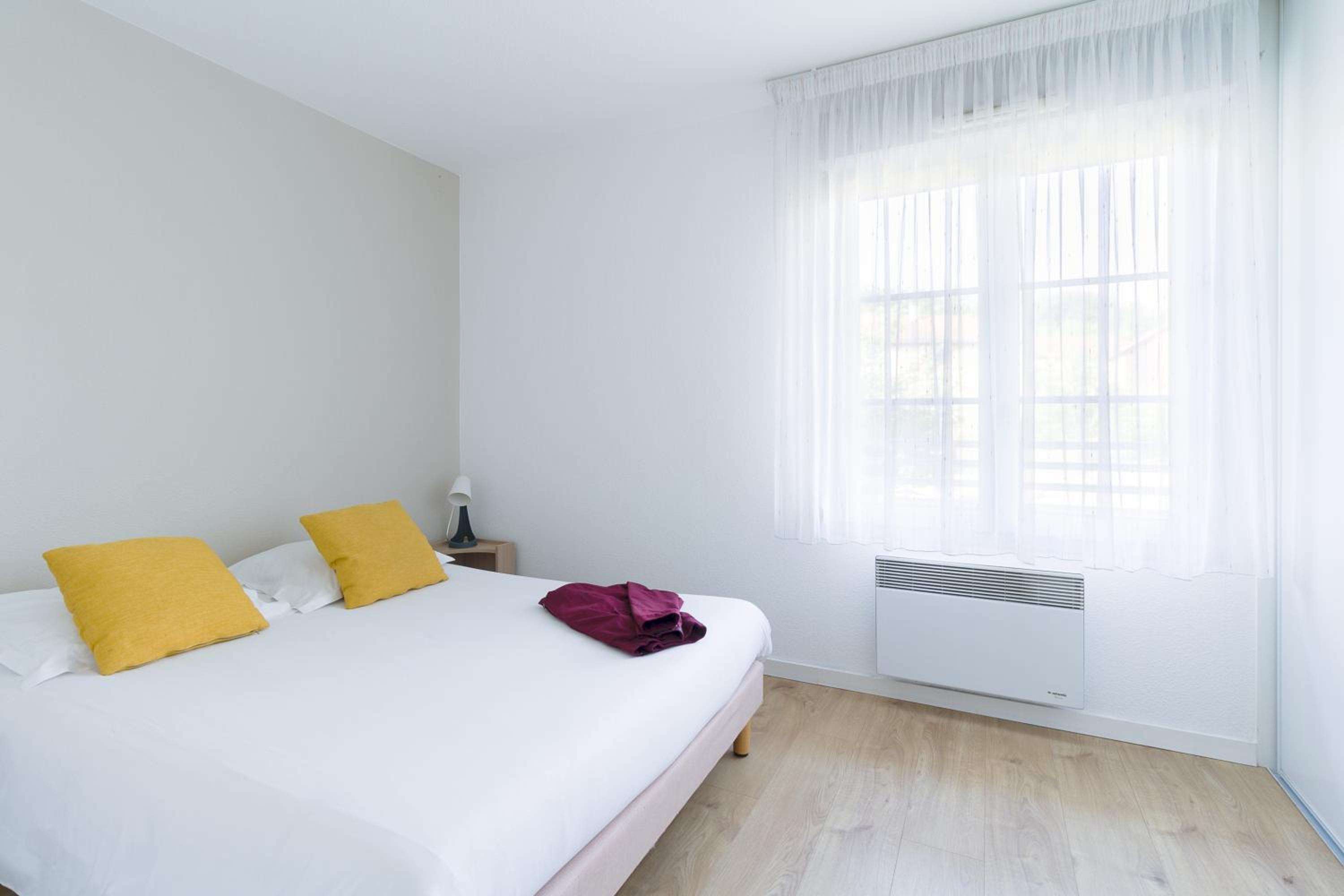 Two-Bedroom Apartment (6 Adults) - Photo 1
