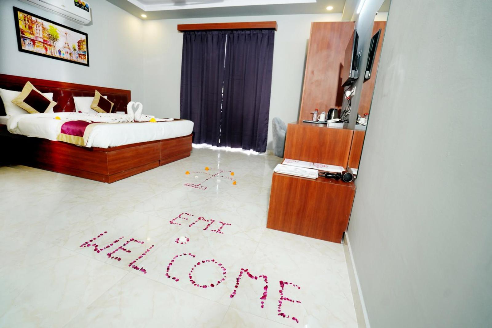Deluxe Double Room - Photo 1