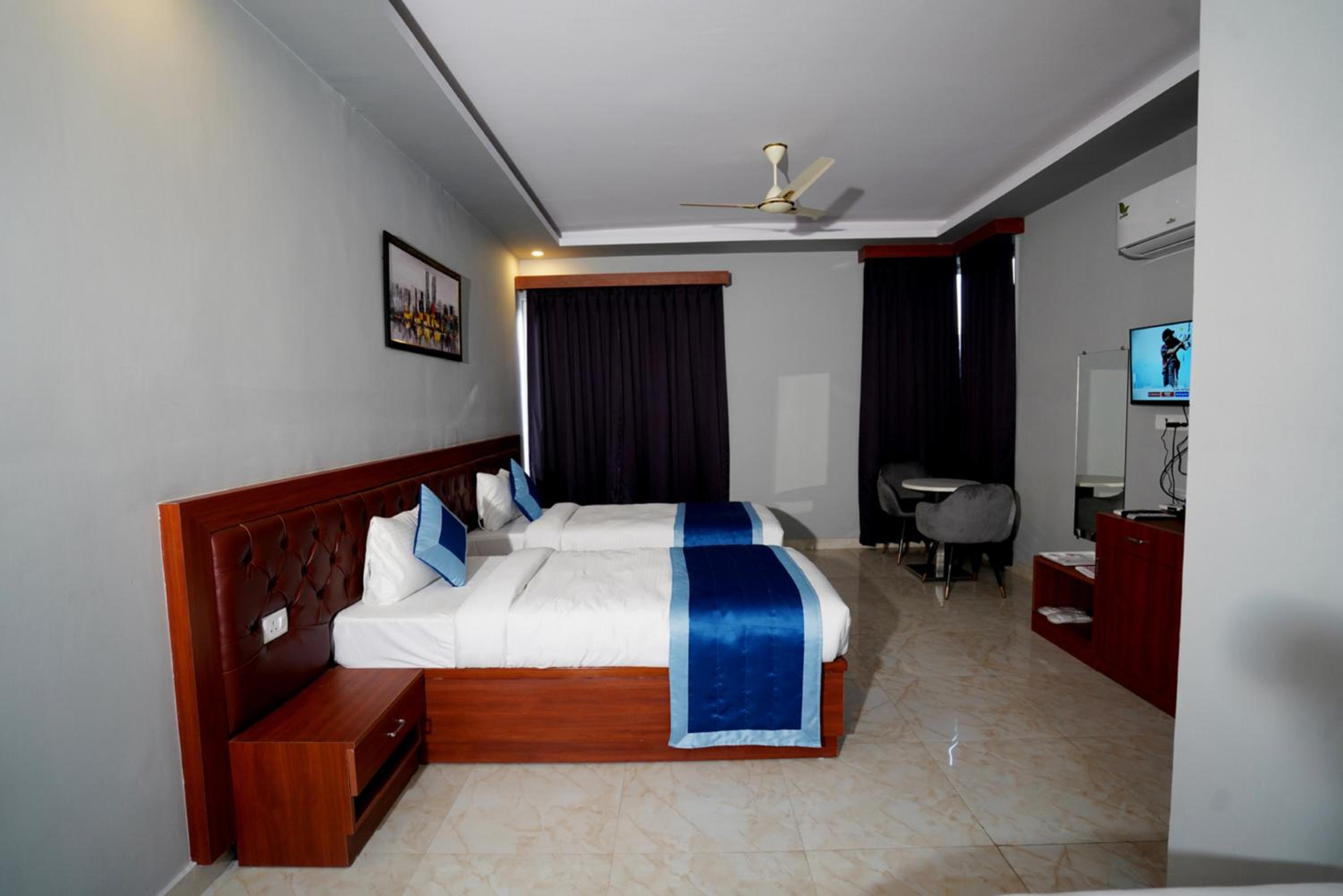 Superior Triple Room - Photo 12