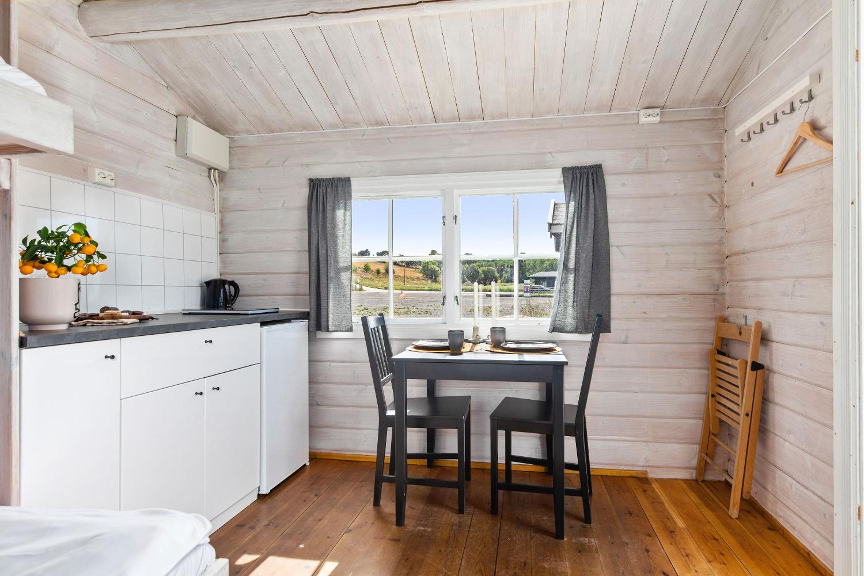 Glamping - Photo 3