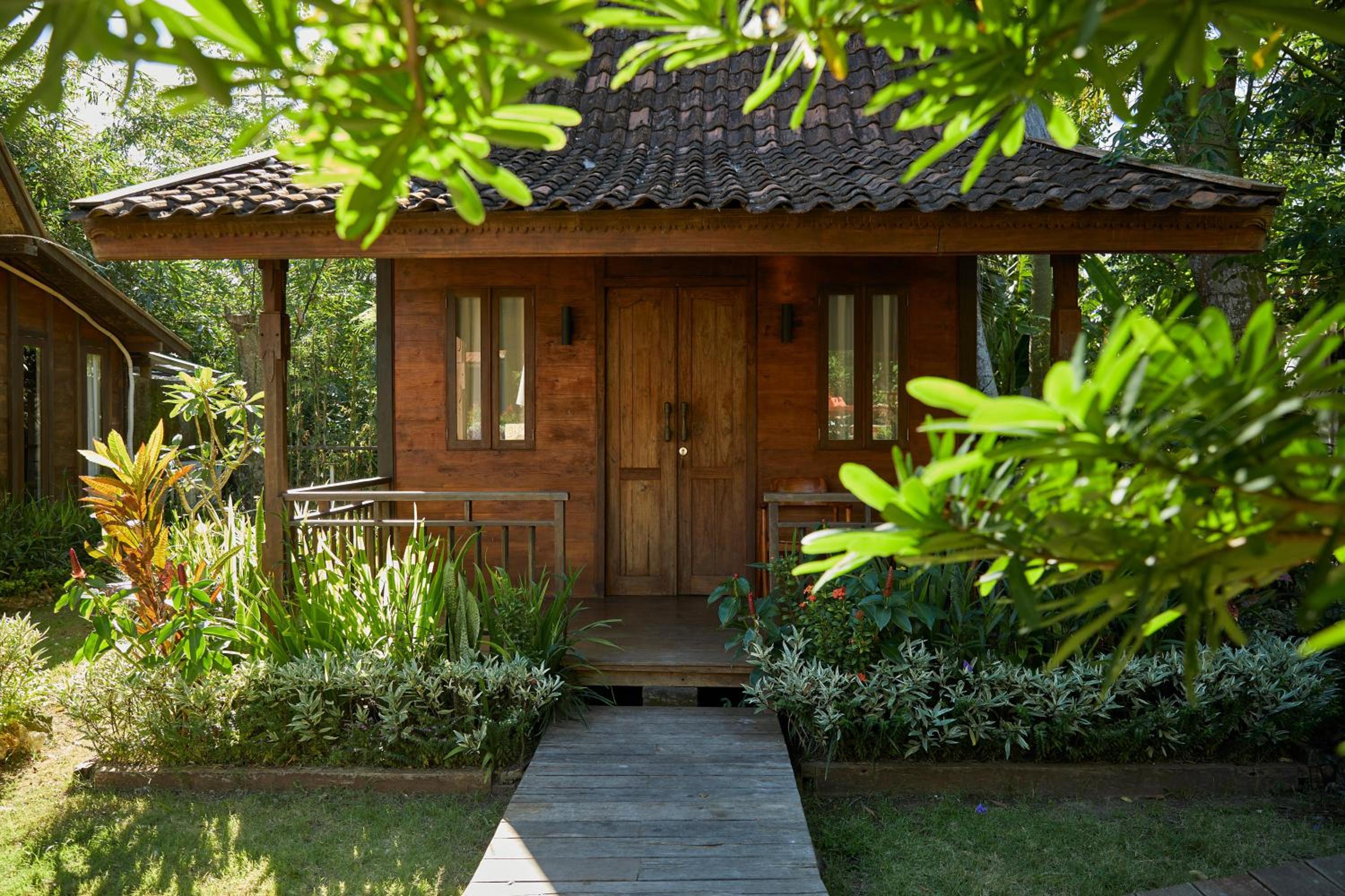 Deluxe Bungalow photo 1