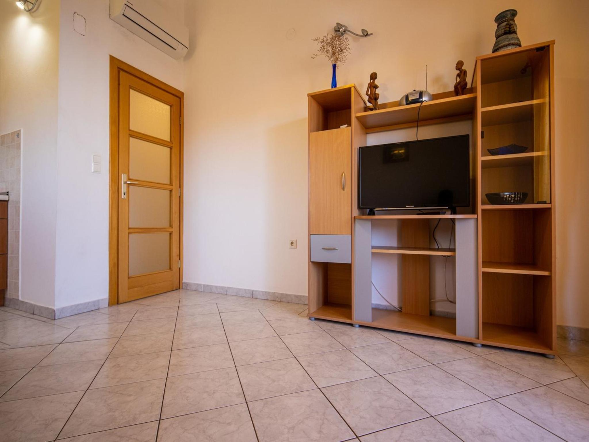 Superior One Bedroom Apartment With Balcony And Sea View photo 2