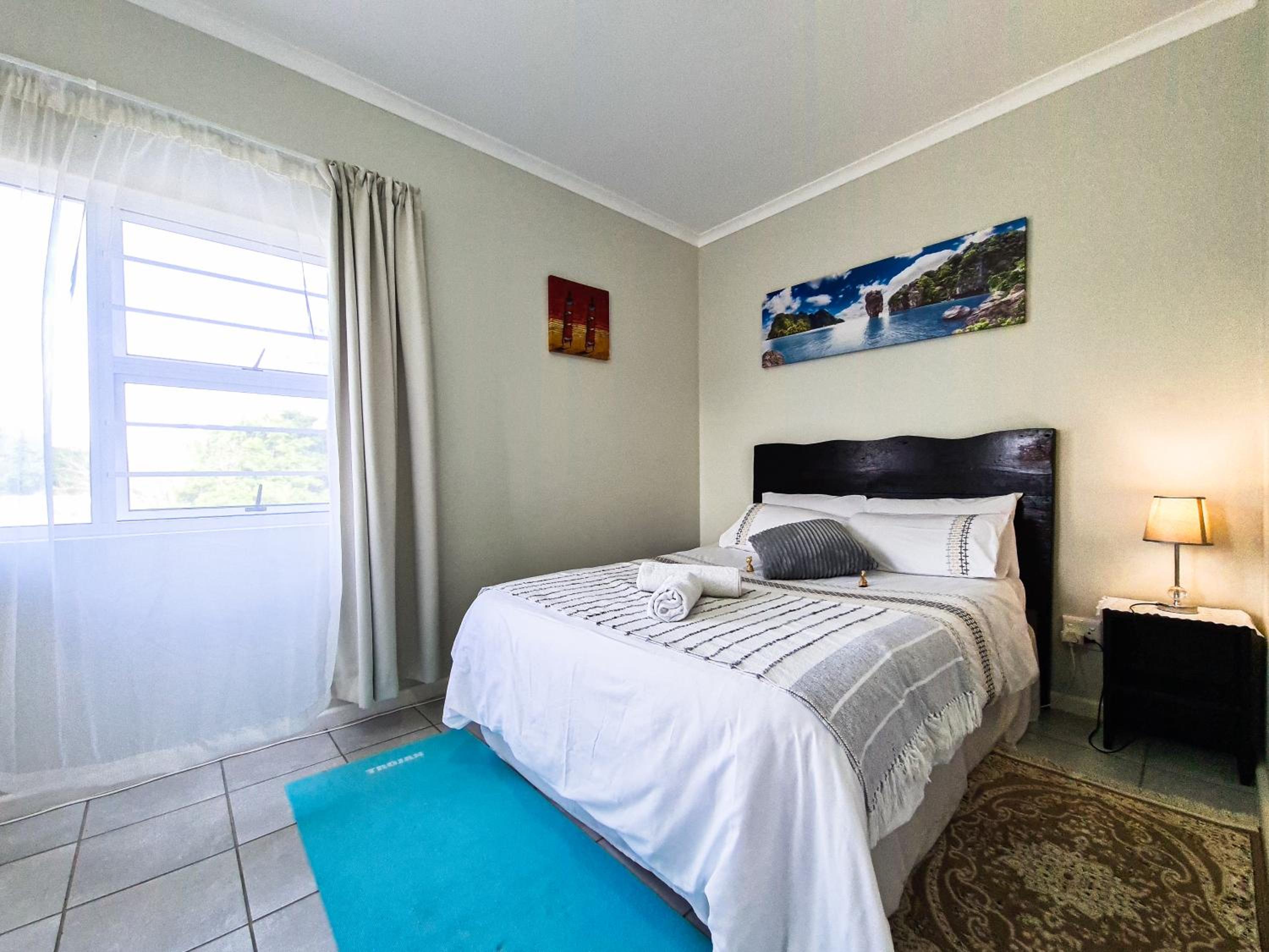 Apartment - Upper Floor - Photo 13