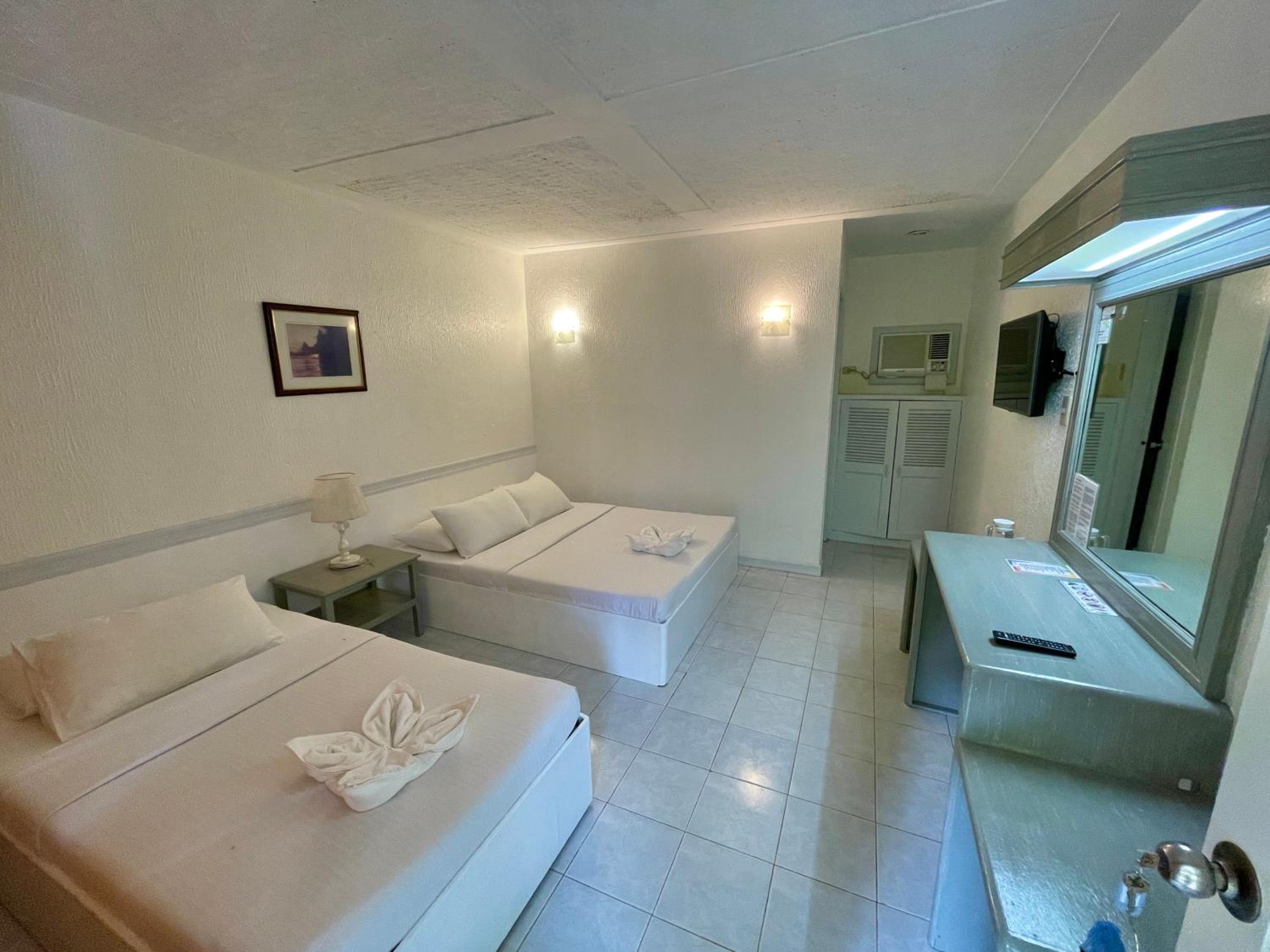 Superior Double or Twin Room - Photo 1
