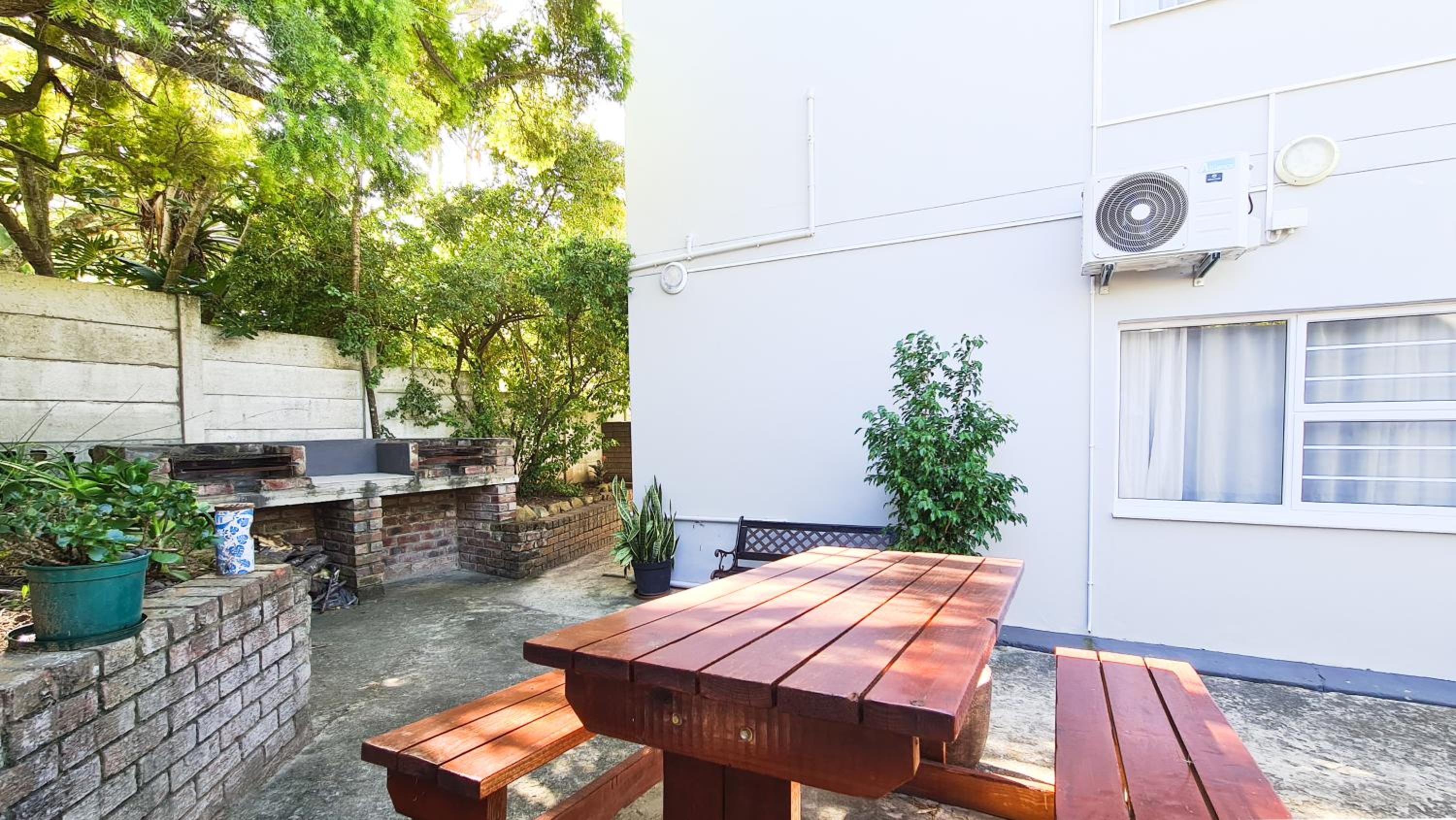 Apartment - Ground Floor - Photo 3