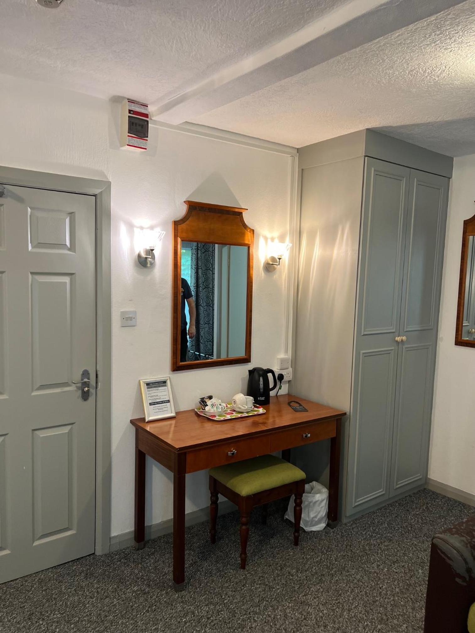 Double Room - Photo 3